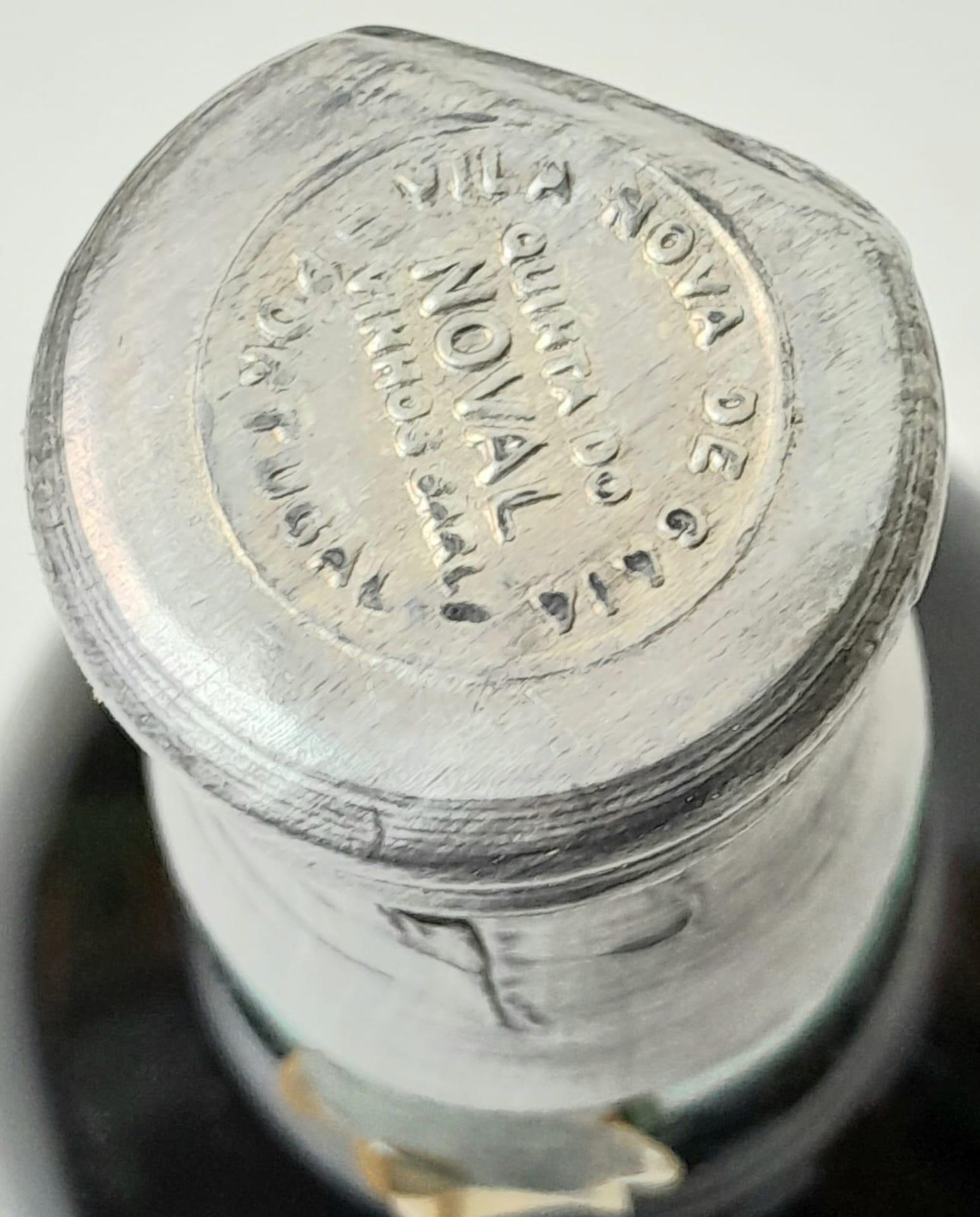 A Large Bottle of Noval LB Port in a Wooden Case - 150cl. - Bild 7 aus 7