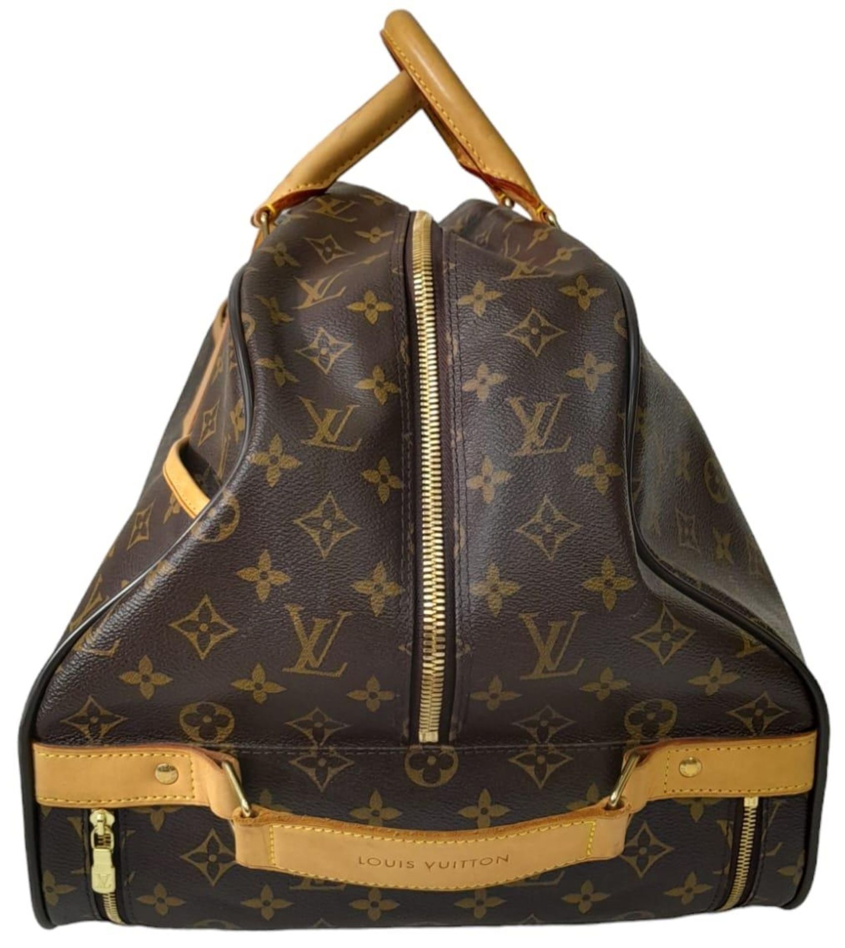A Louis Vuitton Monogram Eole Convertible Travel Bag. Leather exterior with gold-toned hardware, - Image 3 of 11