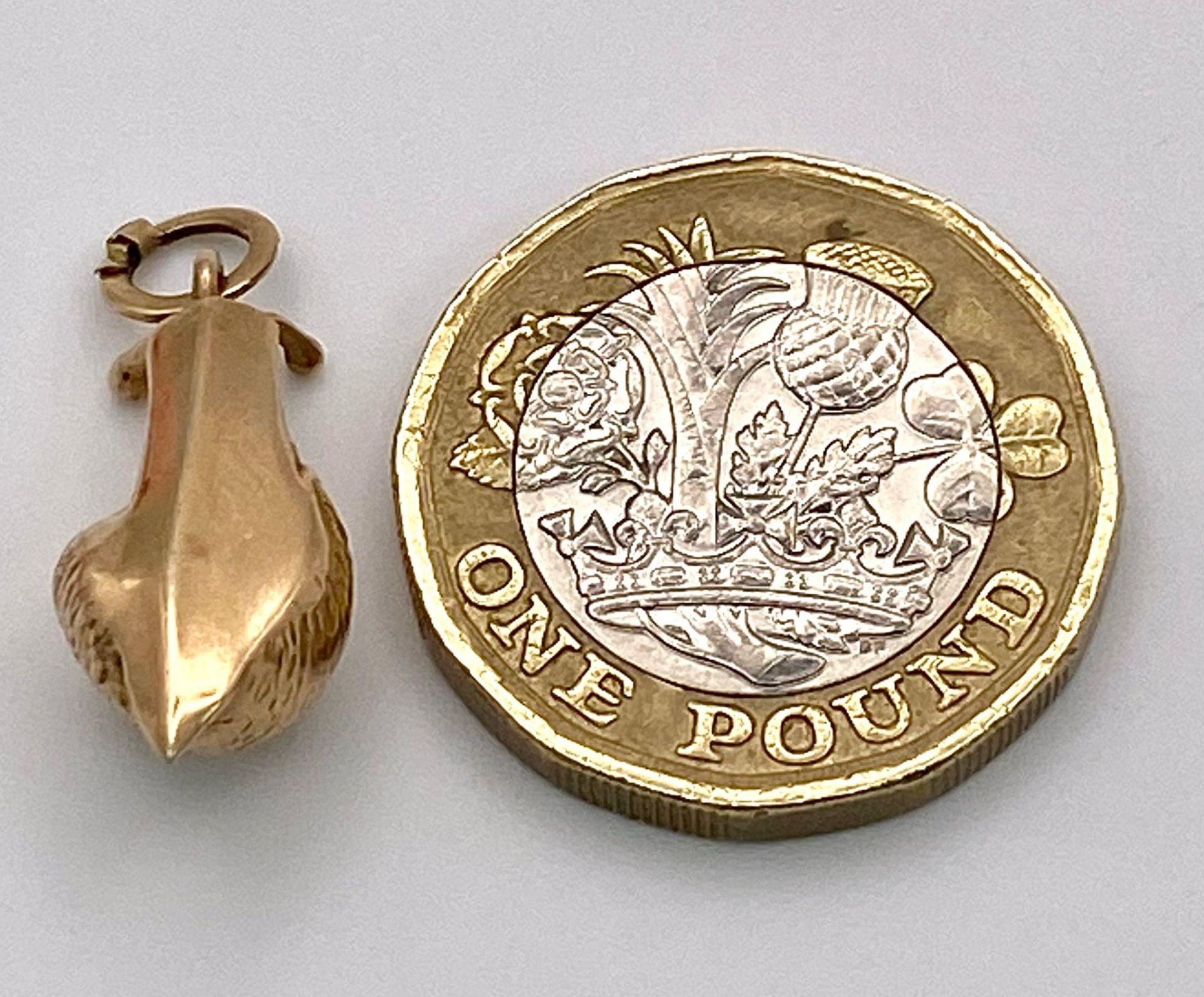 A 9K YELLOW GOLD SNAIL CHARM. TOTAL WEIGHT 0.8G - Image 4 of 4