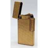A Vintage Dunhill Gold Plated 70 Lighter. Textured exterior - 6cm x 3cm. In need of flint and gas.