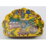 AN EXQUISITE EXAMPLE OF 19TH CENTURY CHINESE CLOISONNE WORK IN THE FORM OF A SMALL TRINKET BOX .
