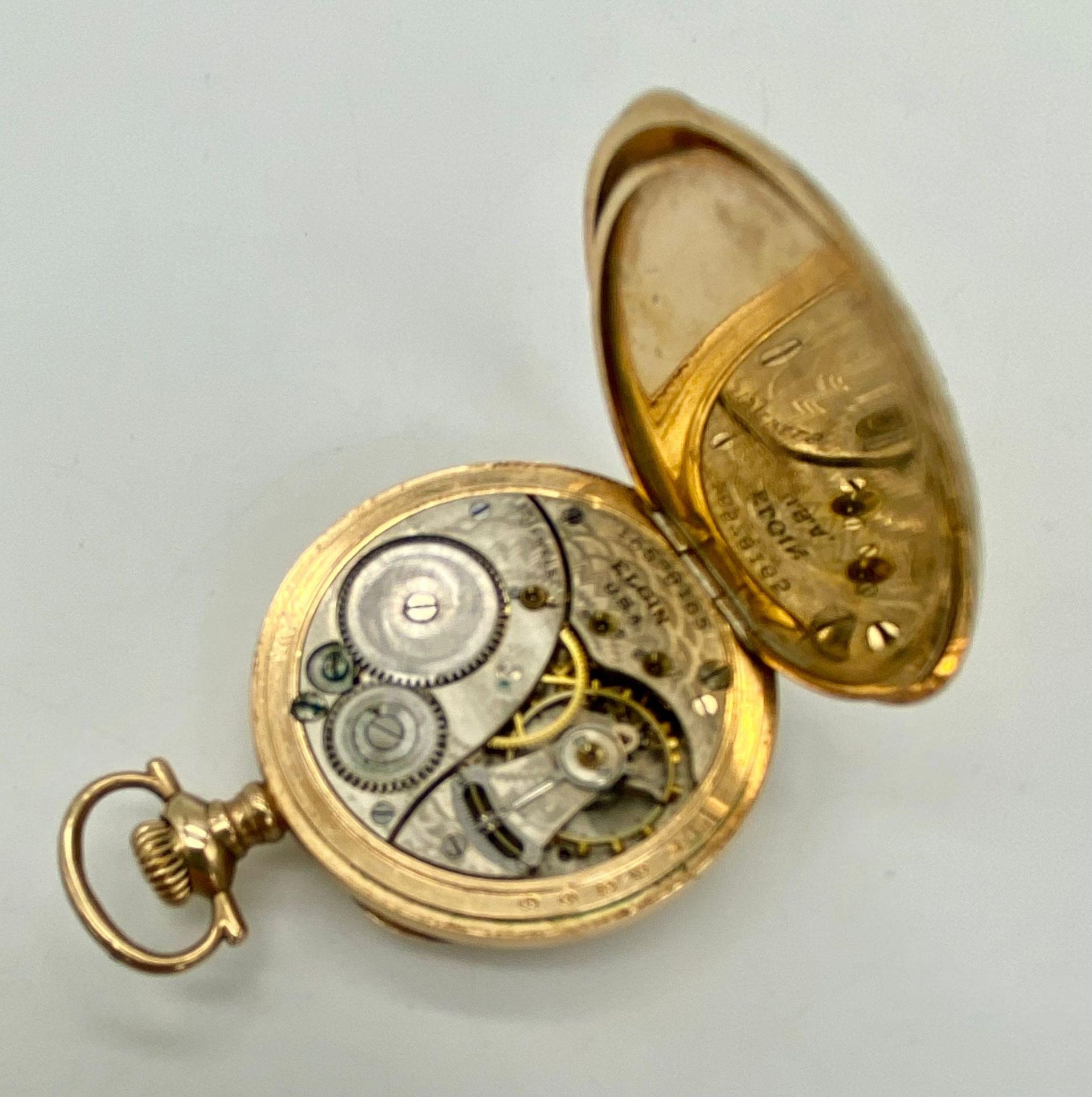 An Antique (1912) Small Elgin Gold Plated Pocket Watch. 15 jewels. 16578165 movement. Top winder. - Image 5 of 5