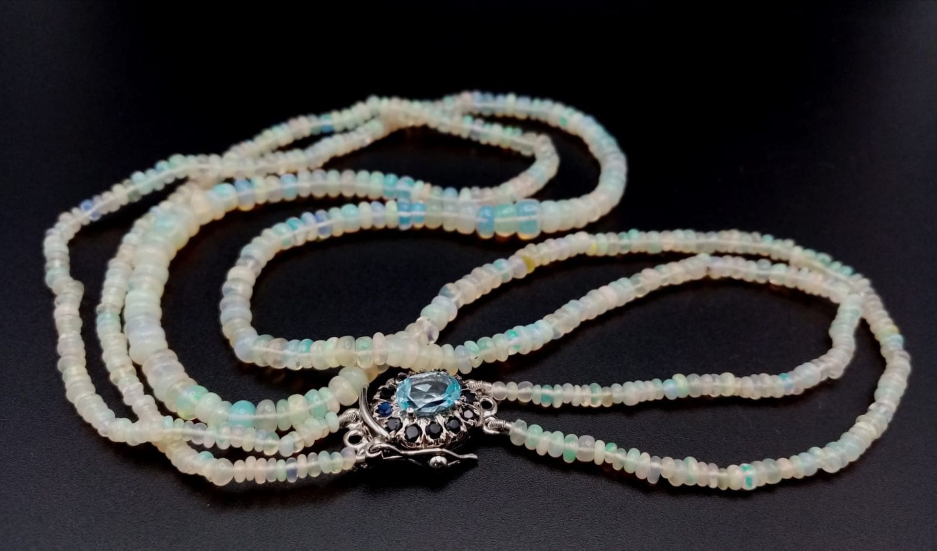 An Ethiopian Opal 2 Strand Necklace with an Aquamarine 925 Silver Pendant Clasp. Small colour-play - Image 5 of 5