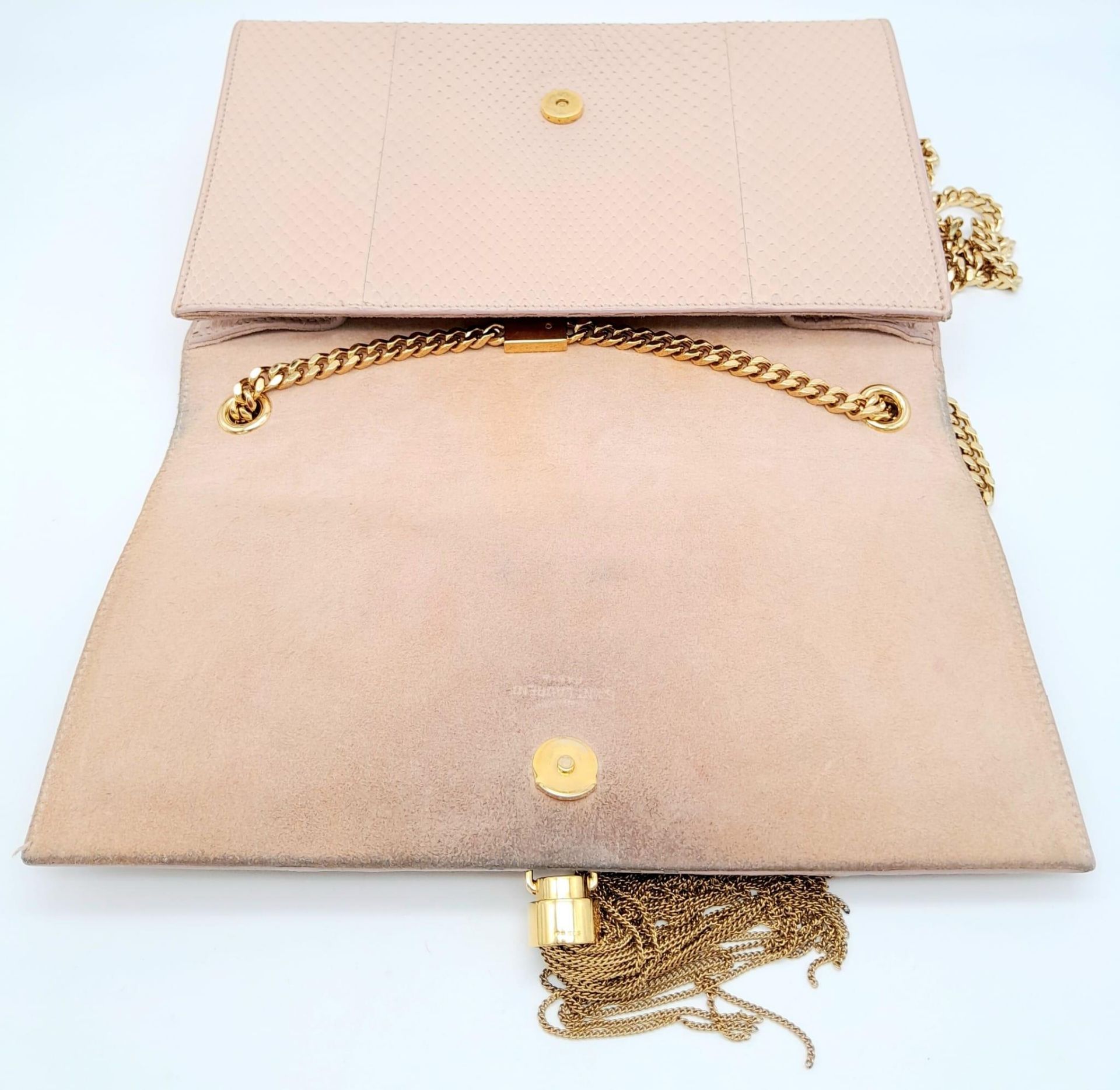A Pink Saint Laurent Classic Monogram Python Medium Kate Tassel Bag. Gold Hardware. 9.5 inch W x 6 - Bild 6 aus 13