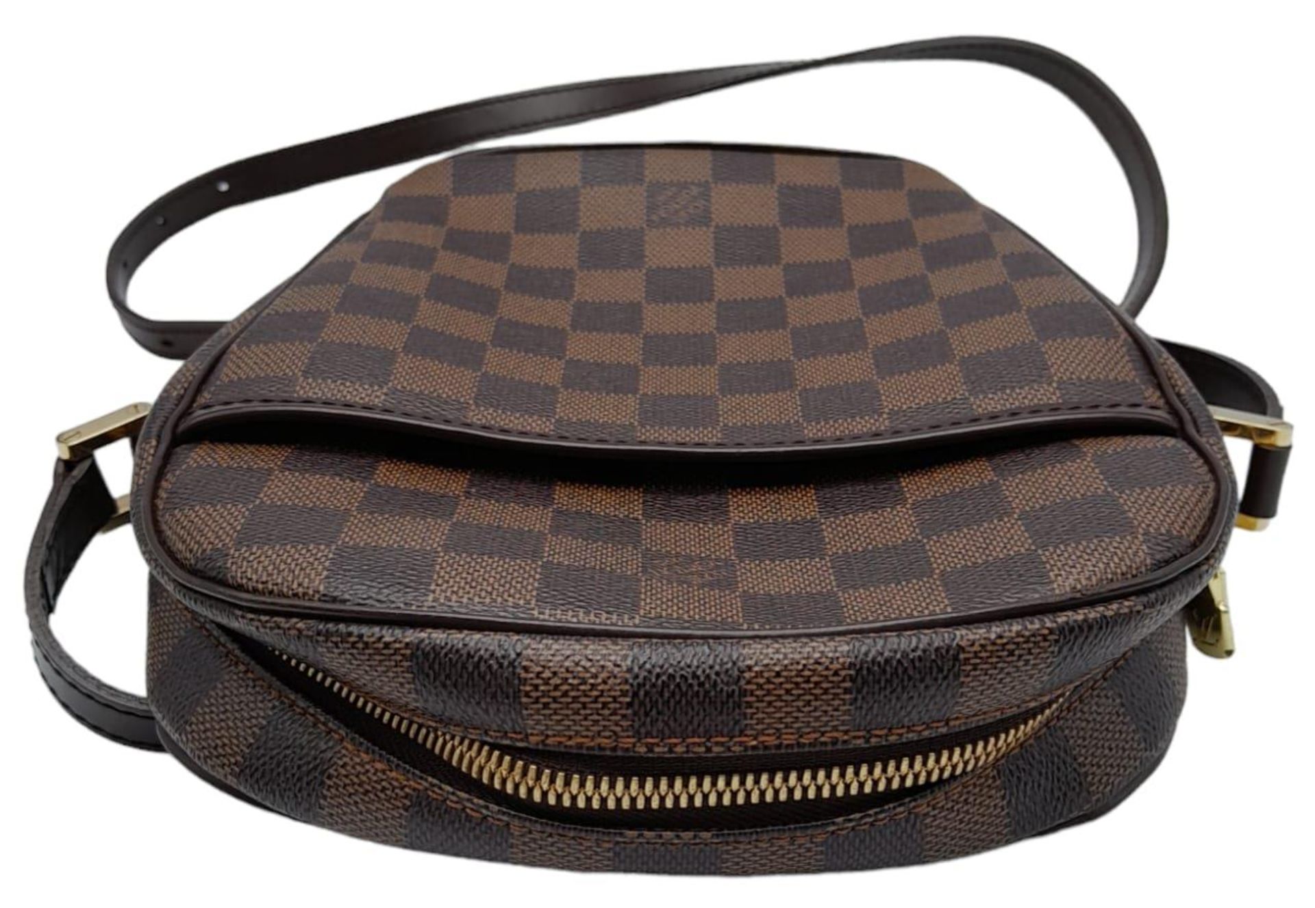 A Louis Vuitton Damier Ebene 'Ipanema' Crossbody Bag. Leather exterior with gold-toned hardware, - Image 4 of 8