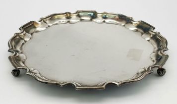 A SOLID SILVER PLATTER HALLMARKED 1924 BIRMINGHAM . 520gms