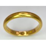 A 22 K yellow gold wedding band ring, fully hallmarked, size: U, weight: 6.4 g.