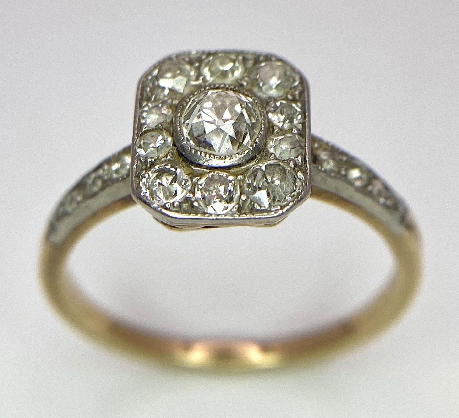 A 9 K yellow gold ring with an ART DECO style diamond cluster and more diamonds on the shoulders, - Image 5 of 8