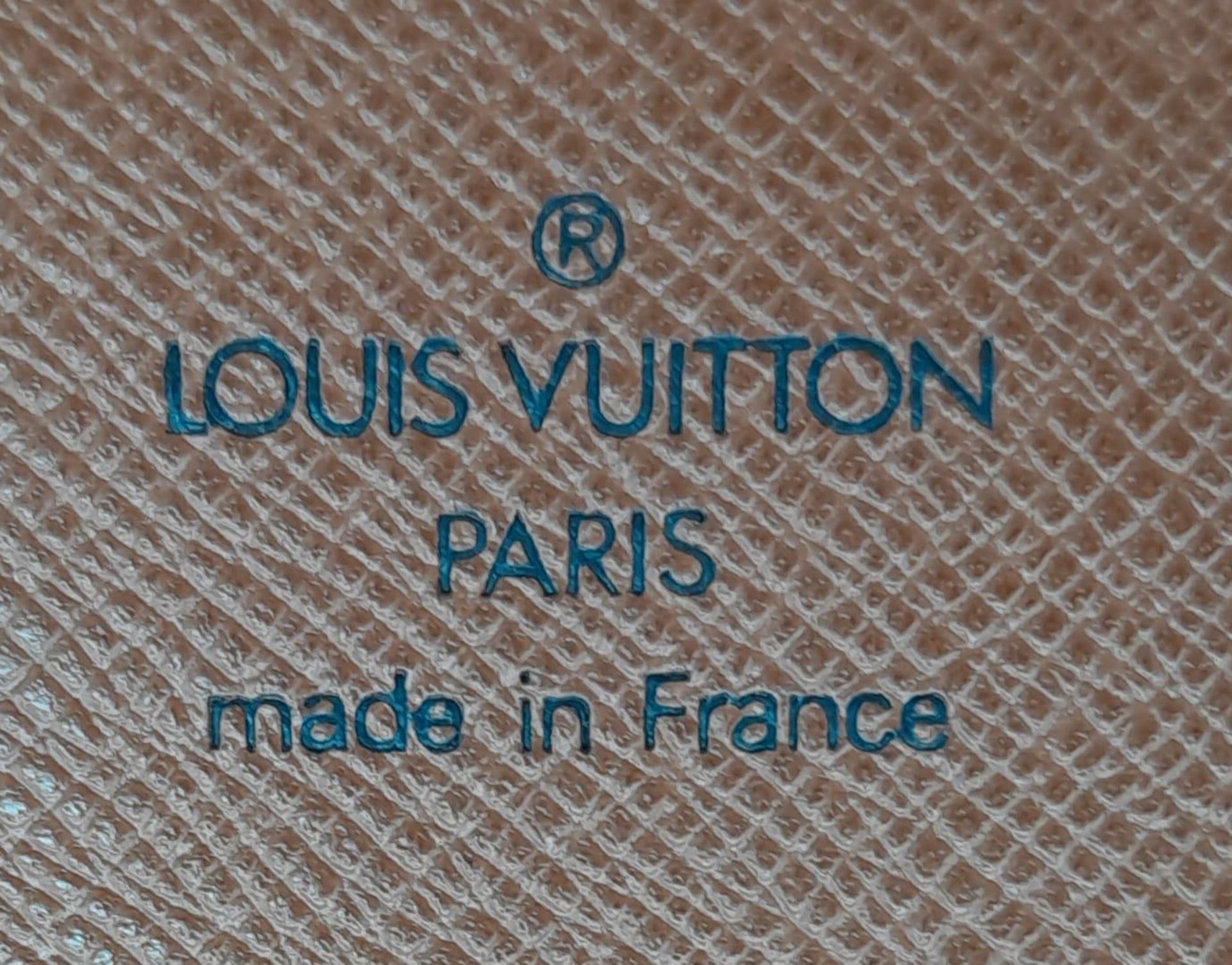A Vintage Louis Vuitton Cartouchiere Shoulder Bag. LV monogram canvas exterior with cow-hide leather - Bild 9 aus 9