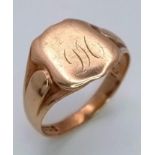 A Vintage 9K Yellow Gold Signet Ring. Size Q. 3.6g weight.