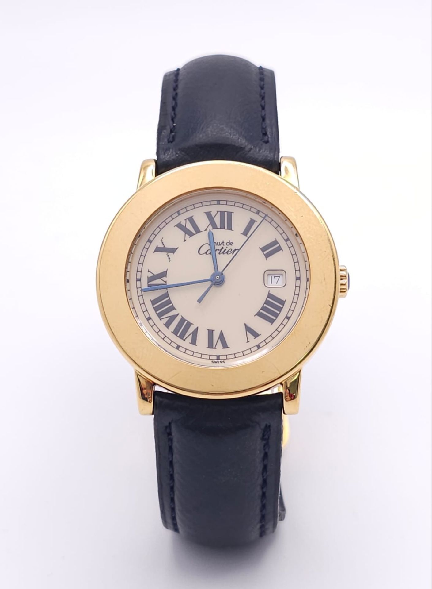 A Must De Cartier Gold Plated Silver Quartz Ladies Watch. Black leather strap. Gold plated silver - Image 2 of 11