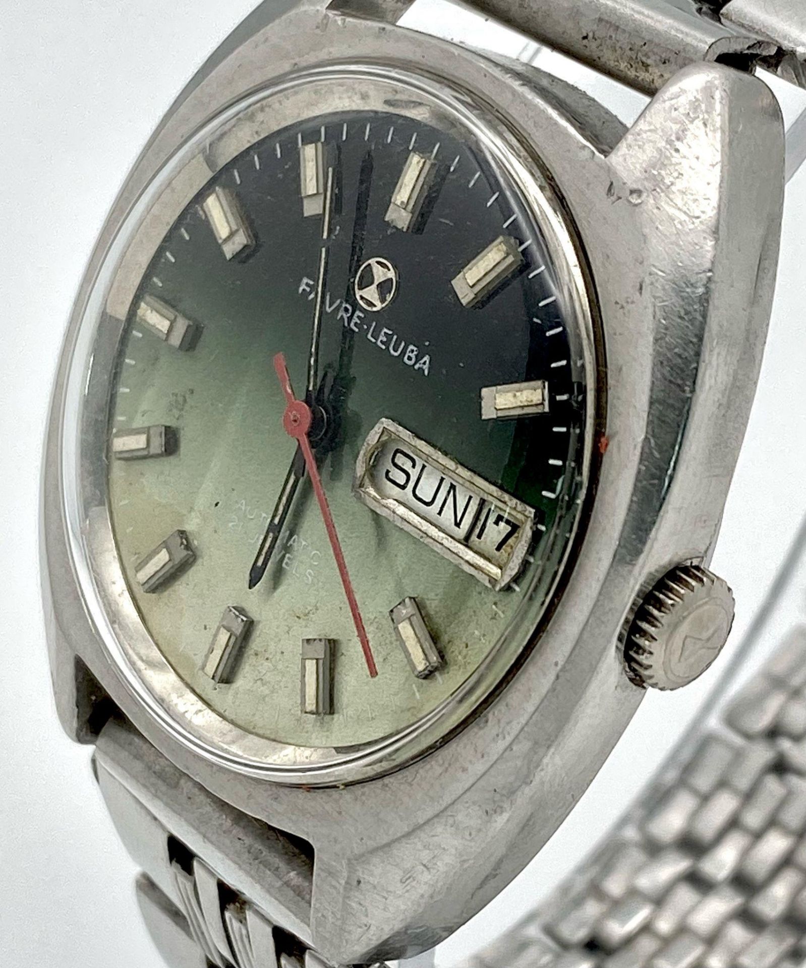 A Vintage Favre Leuba Automatic Gents Watch. Stainless steel bracelet and case - 37mm. Green dial - Image 3 of 6