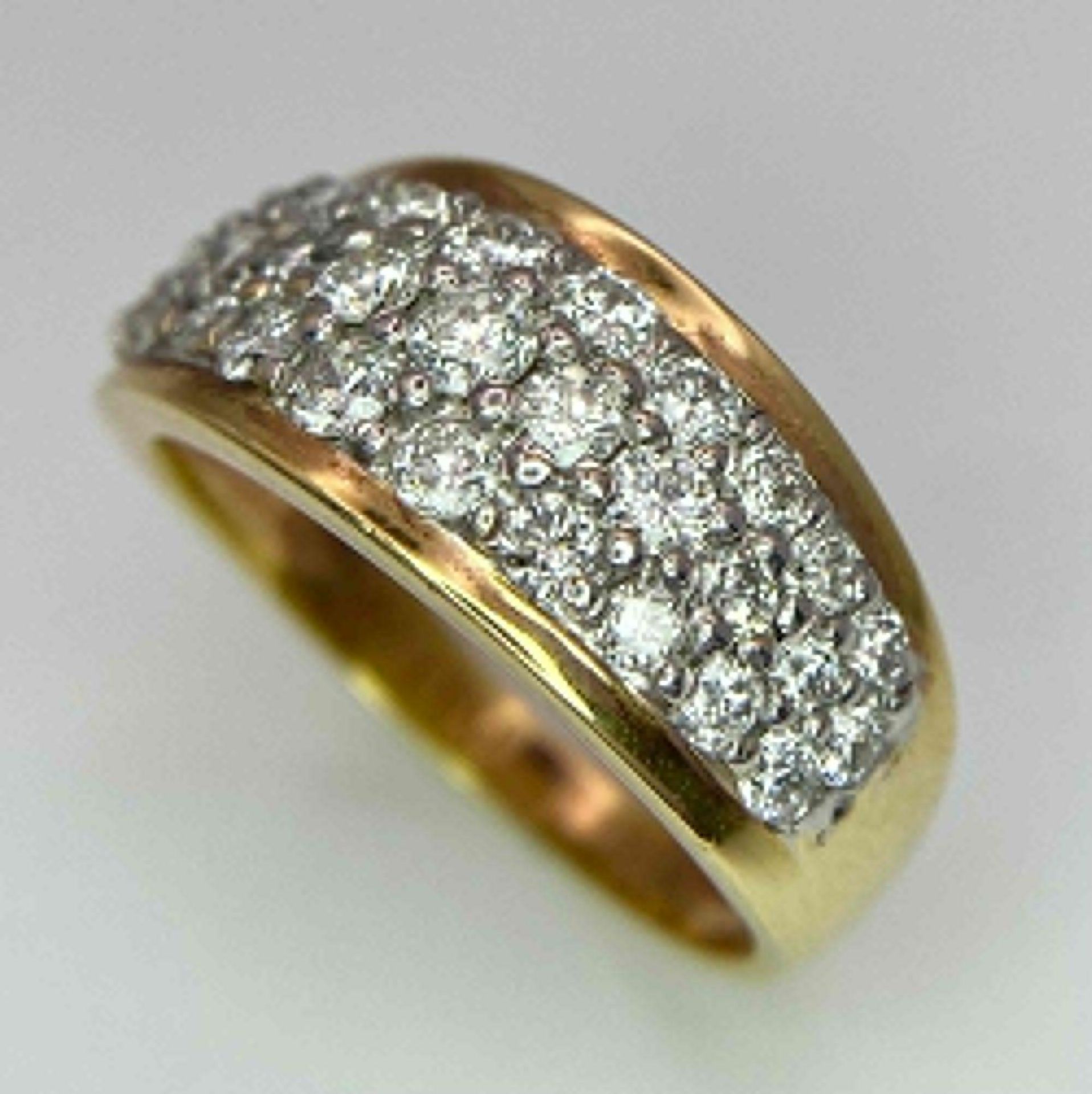 An 18K Yellow Gold Three-Row Cluster Ring. 1ctw. Size M. 5.5g total weight. - Bild 4 aus 15