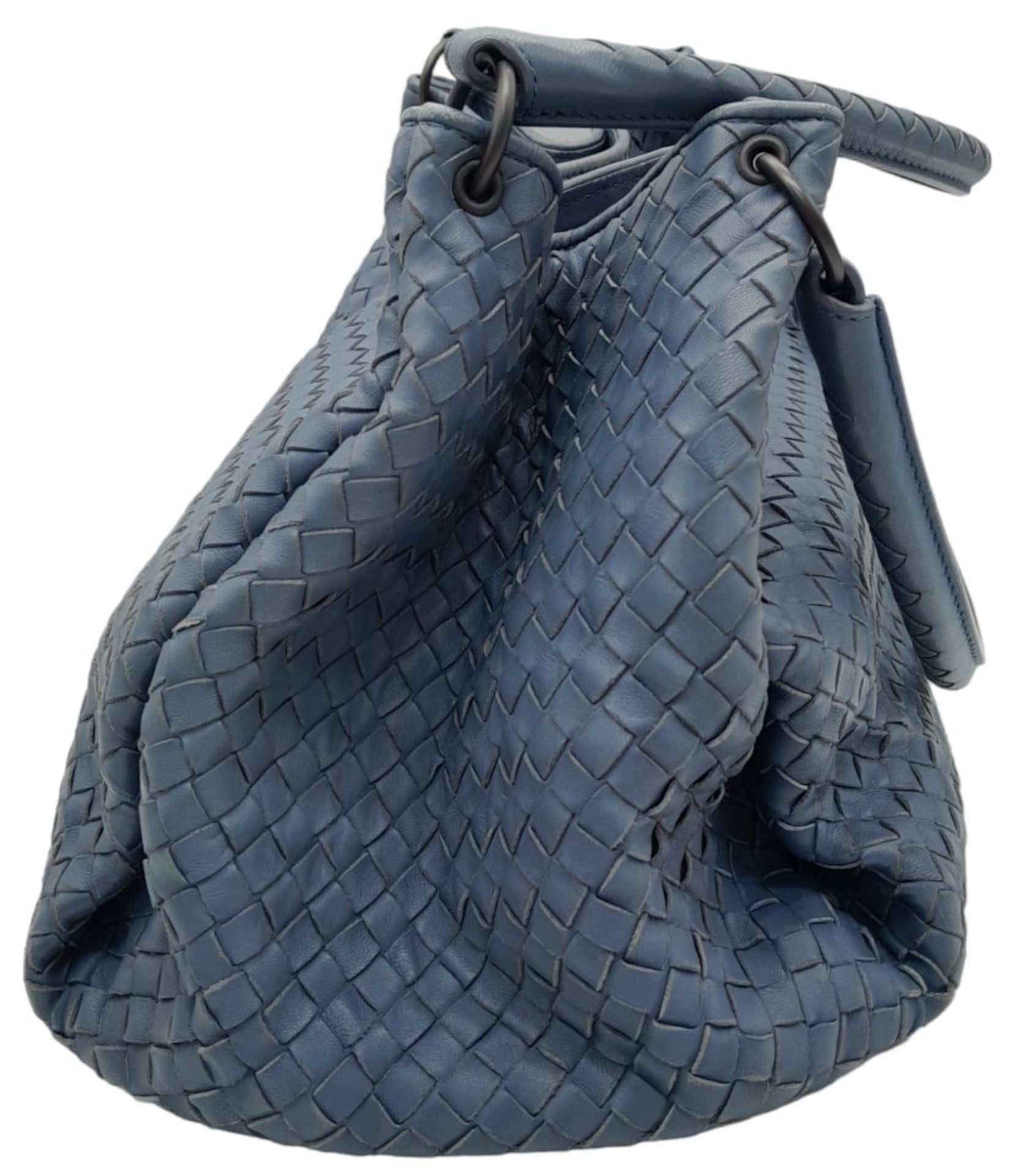 A Bottega Veneta Blue Intrecciato Parachute Tote Bag. Hand Woven Calfskin Leather Exterior, Double - Image 2 of 9