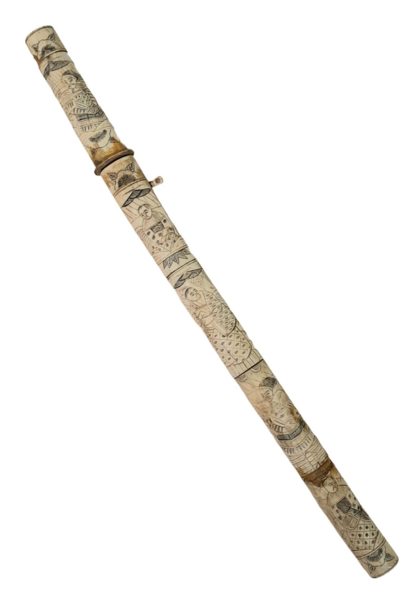 A 19th Century ‘Scrimshaw Style’ Japanese Hand Carved Wakizachi Sword. 60cm Length. - Bild 4 aus 7