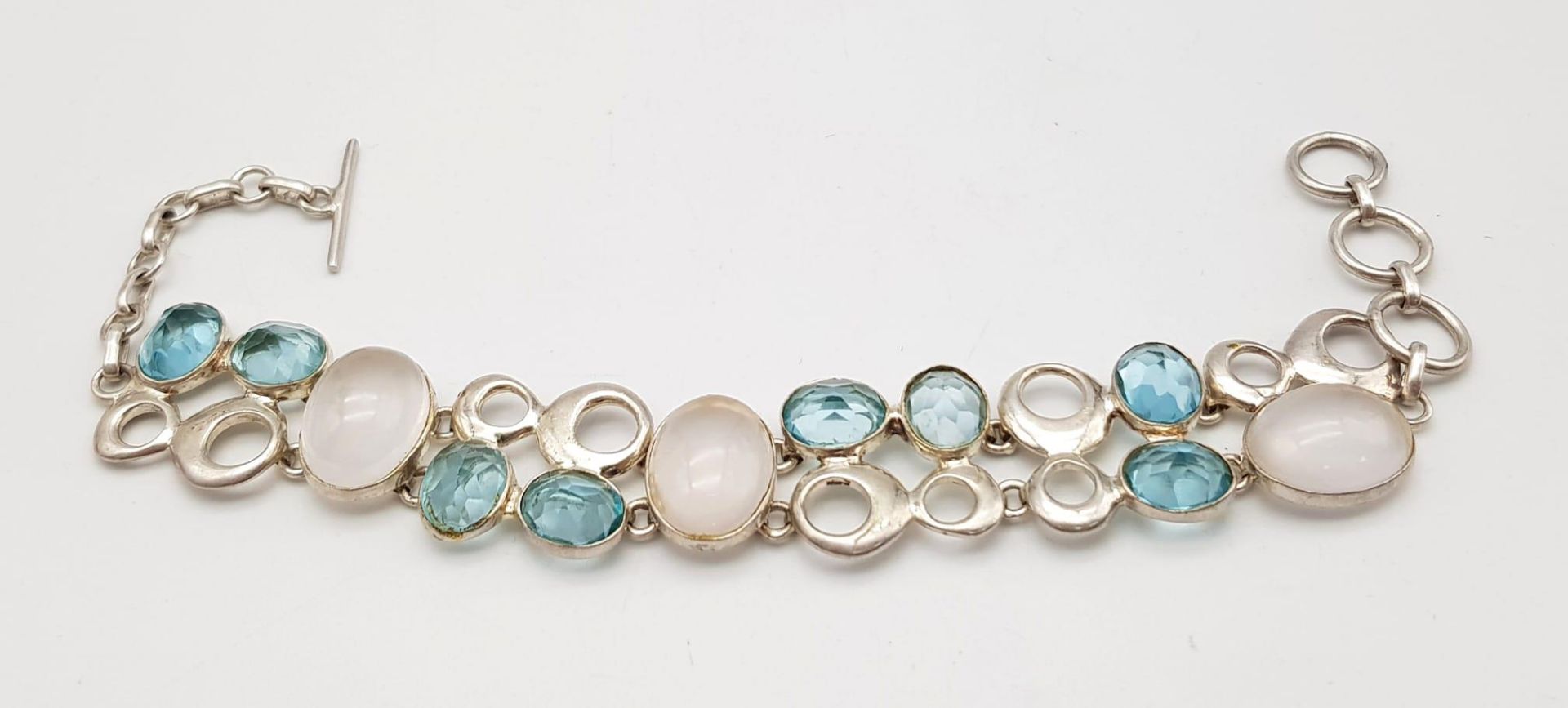A Rose Quartz & Blue Topaz Silver Bracelet. 42ctw. W- 29.20g. 19cm length. Ref: HV 2015 - Bild 3 aus 4