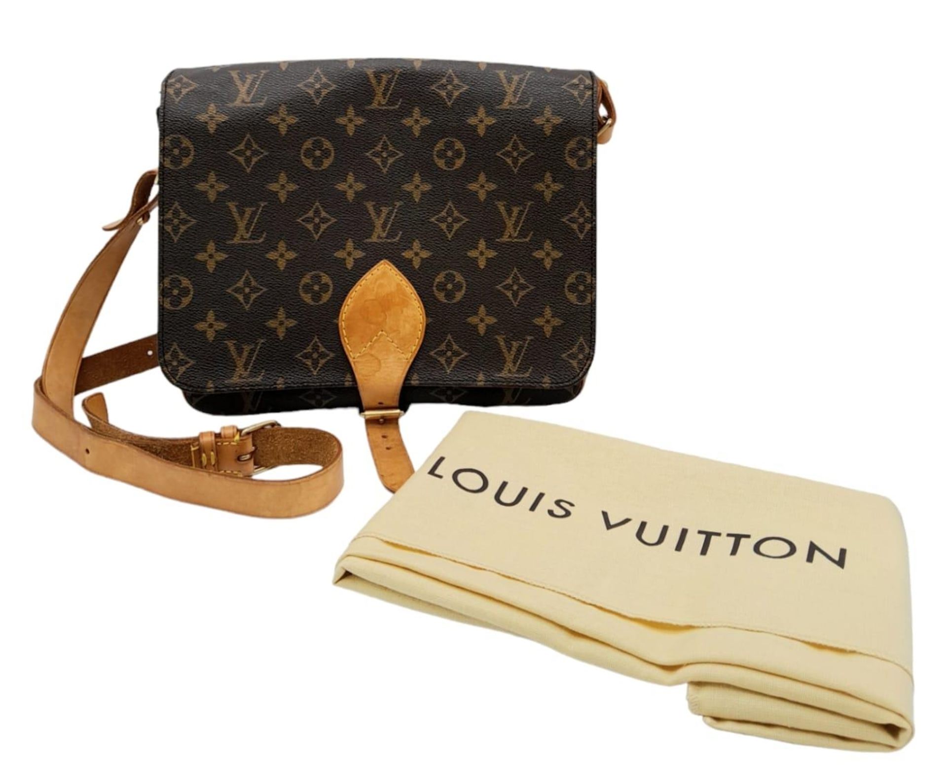 A Vintage Louis Vuitton Cartouchiere Shoulder Bag. LV monogram canvas exterior with cow-hide leather - Bild 2 aus 9