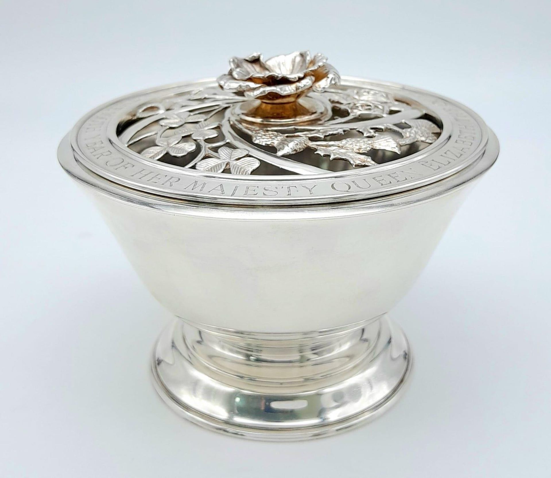 An Asprey of London Limited Edition (55 of 100) Sterling Silver Posy Bowl. Beautiful ornate and - Bild 2 aus 10