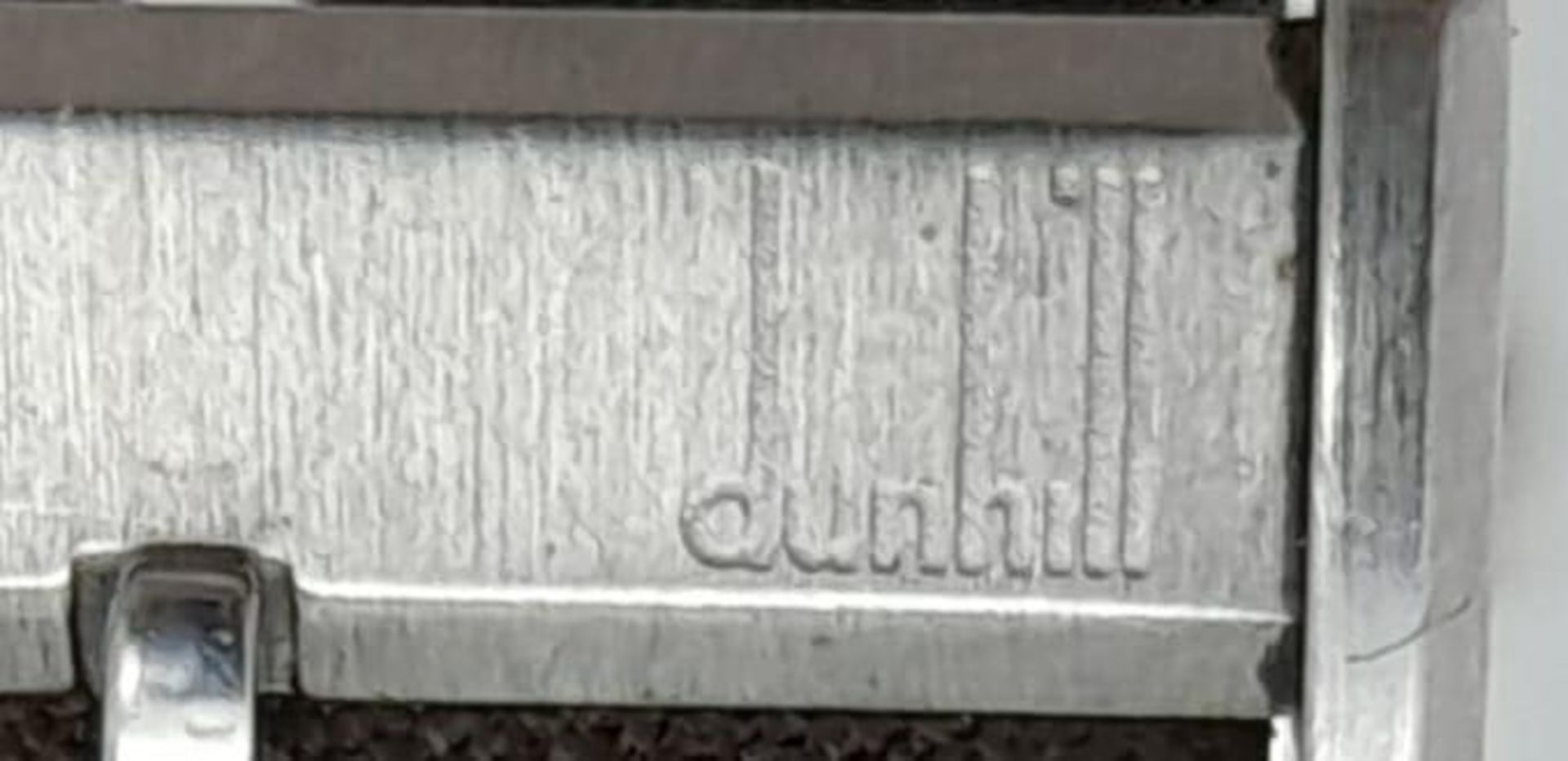 A Vintage Dunhill Quartz Dual Time Watch. Brown leather strap. Stainless steel case - 28mm. - Bild 6 aus 6
