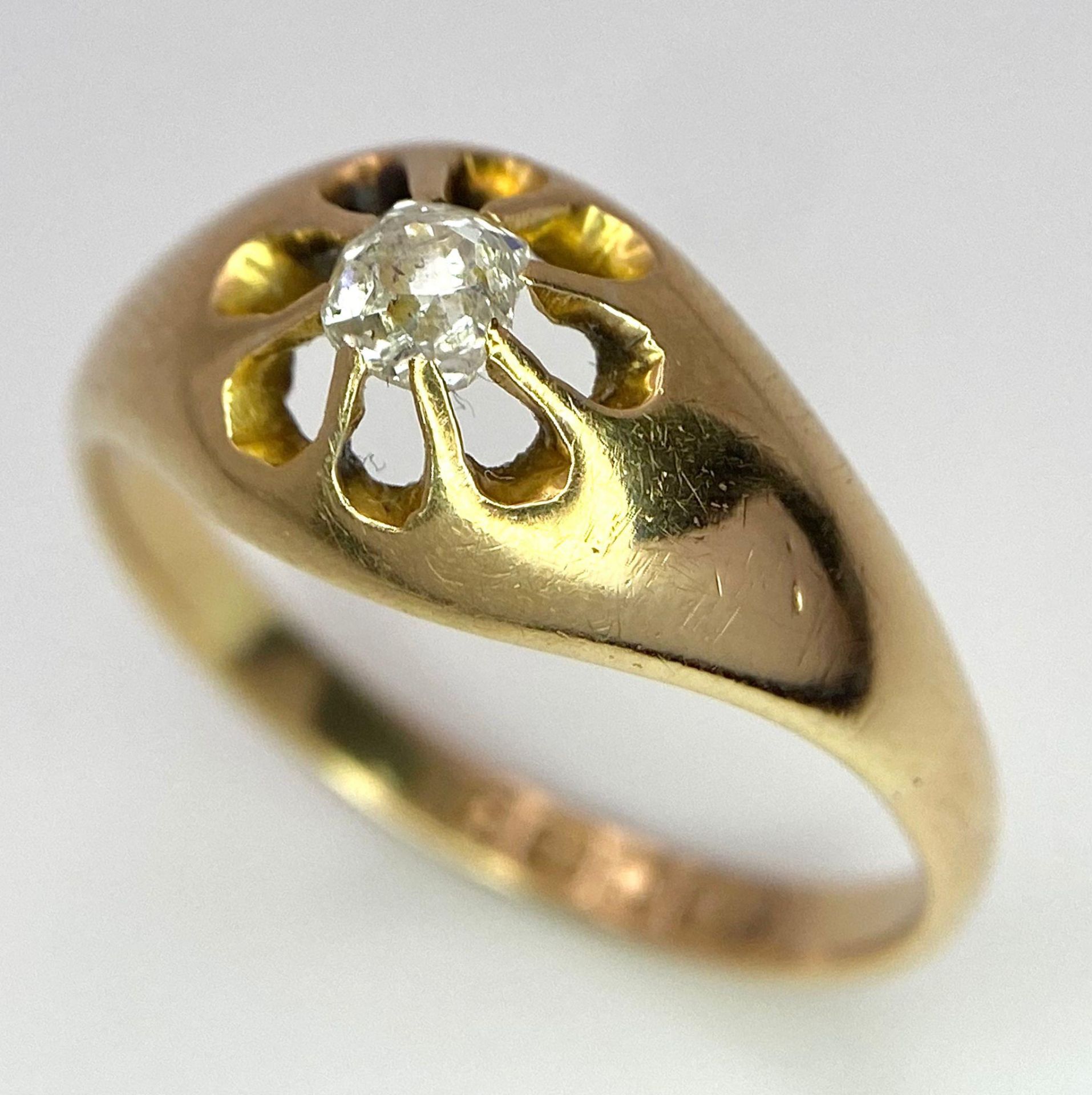 An antique - pre 1900- 18 K yellow gold diamond (0.25 carats) solitaire ring, hallmarked Chester,