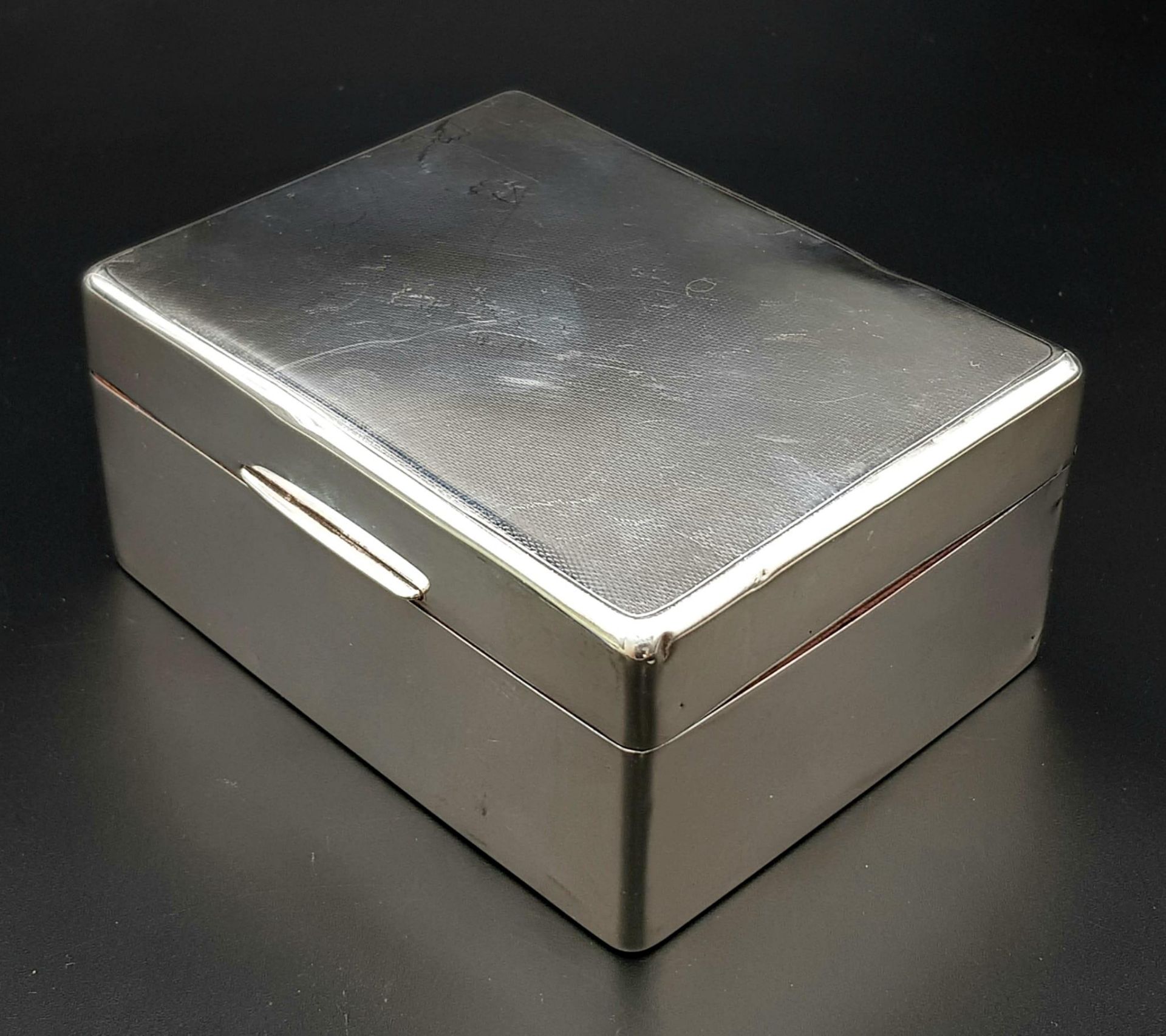 A vintage sterling silver cigarette box with wooden line. Total weight 351.85G. Dimension: L15.5cm X - Bild 3 aus 9