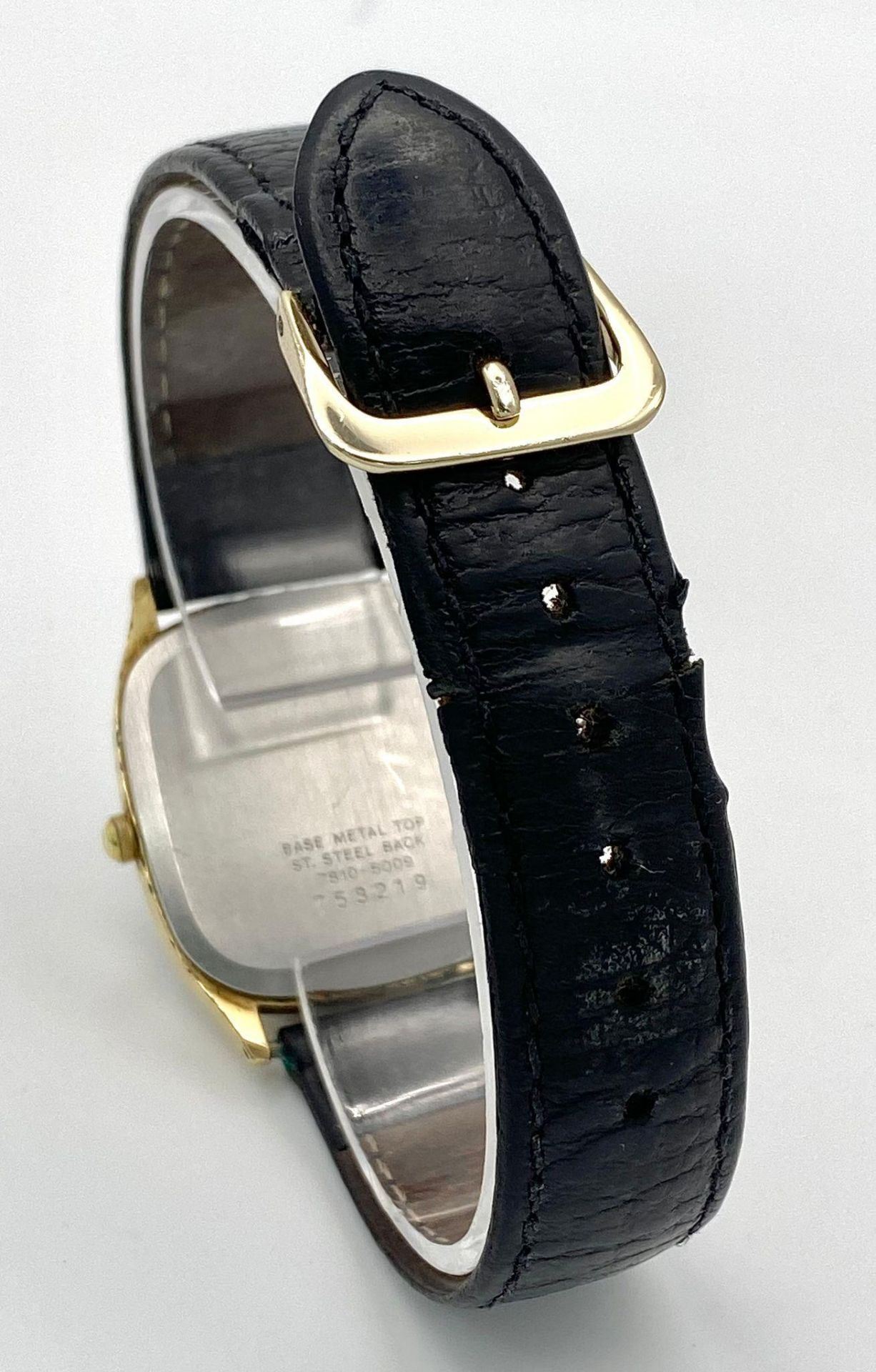 A gold plated, steel SEIKO watch, case: 32 x 29 mm, black dial with gold coloured hour marks and - Image 5 of 8