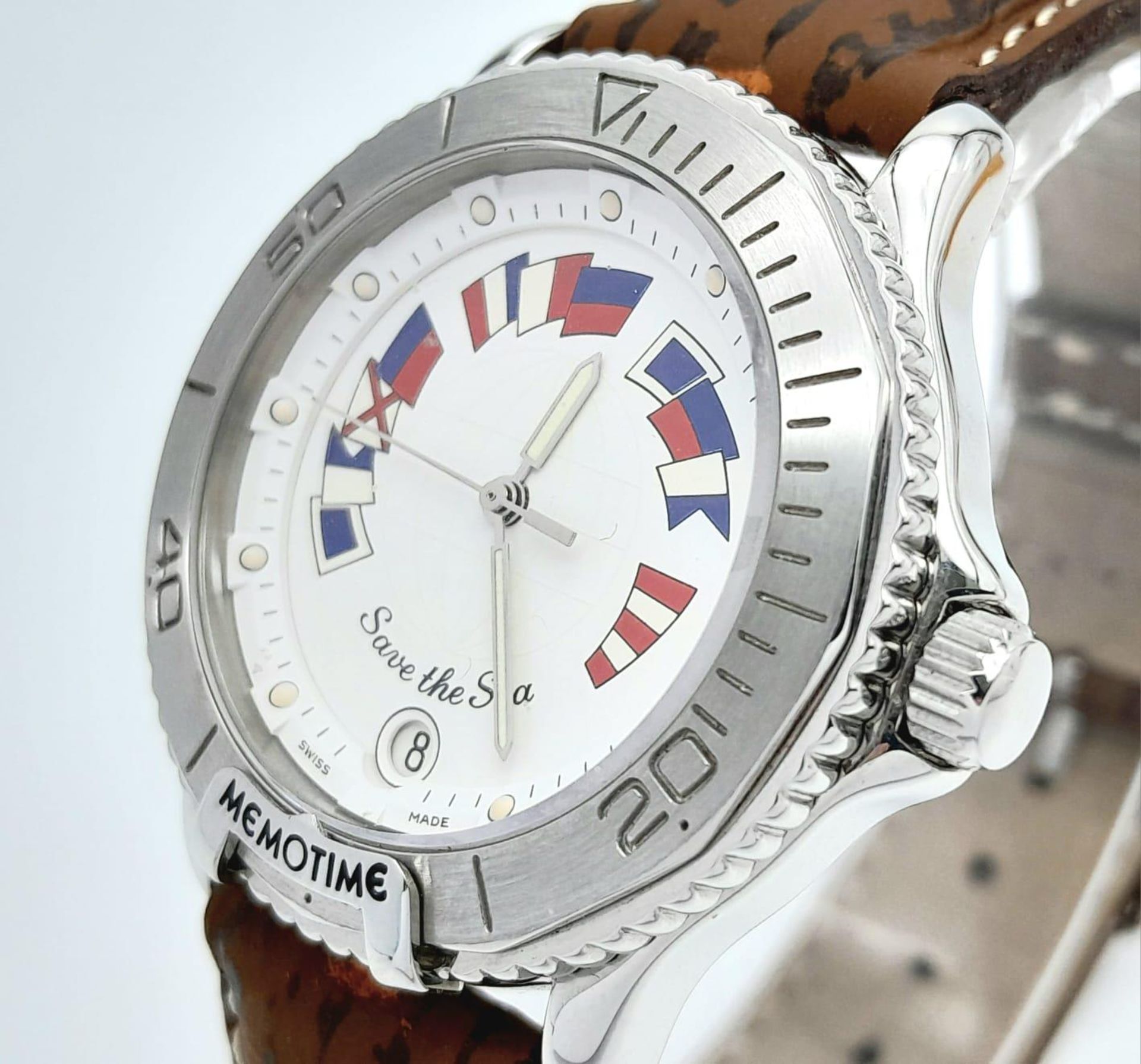 A Corum Memotime - Save the Sea Limited Edition Quartz Unisex Watch. Brown leather strap. - Bild 4 aus 7