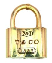 18K YELLOW GOLD TIFFANY & CO WORKING PADLOCK CHARM / PENDANT, WEIGHT 10.4G