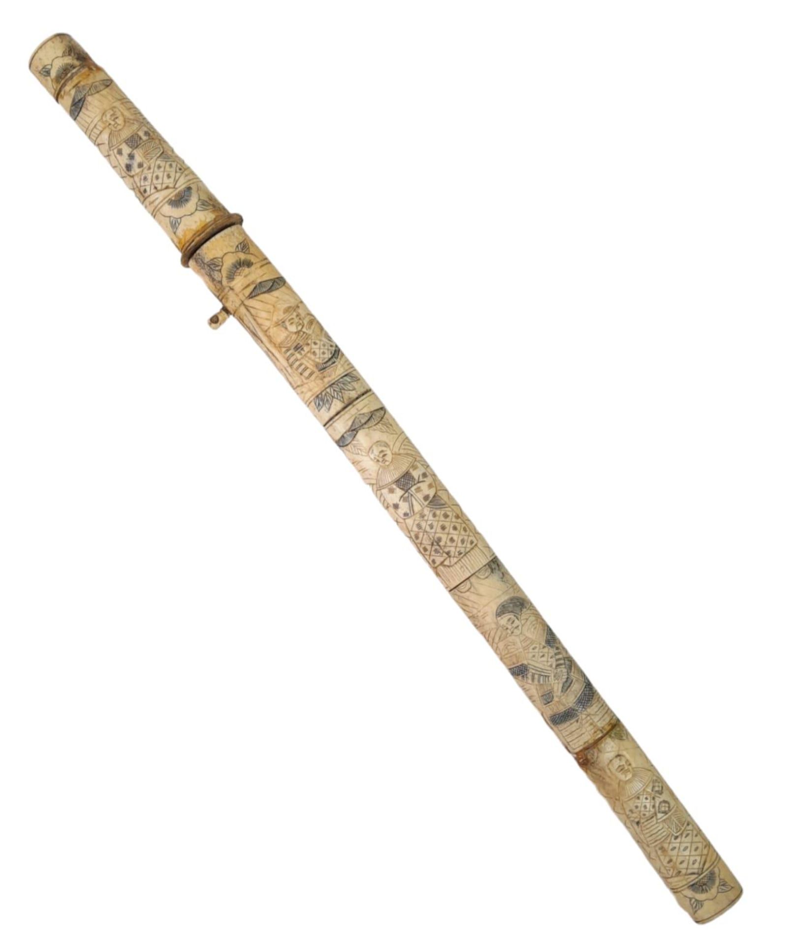 A 19th Century ‘Scrimshaw Style’ Japanese Hand Carved Wakizachi Sword. 60cm Length. - Bild 3 aus 7