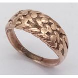 A 9K rose gold keeper's ring, size: I, weight: 2 g.