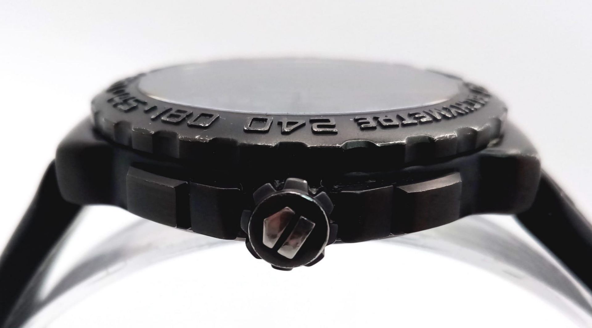 A Tag Heuer Formula 1 Chronograph Gents Quartz Watch. Black Tag rubber strap. Black dial with - Bild 4 aus 10