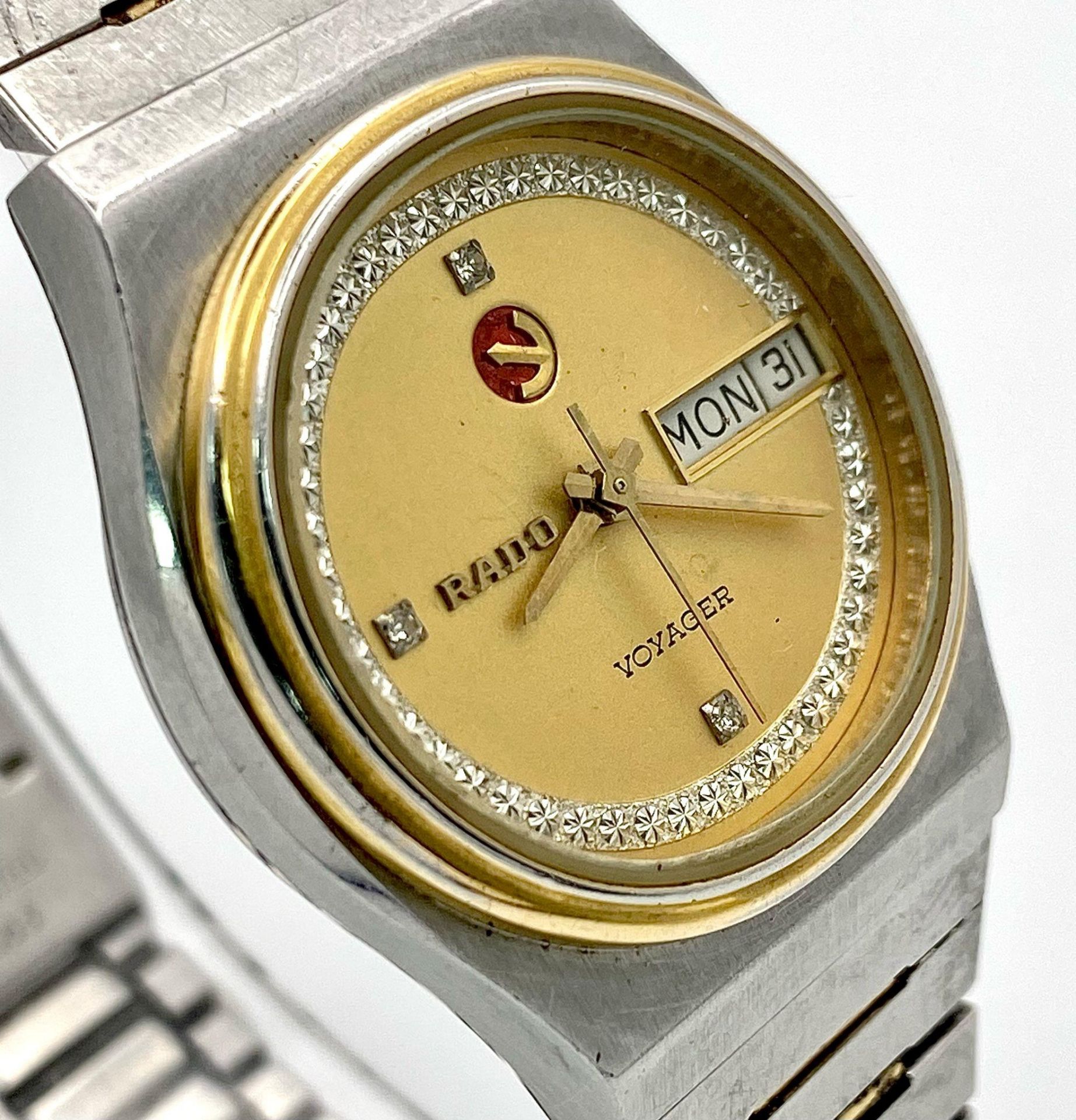 A Vintage Rado Voyager Automatic Unisex Watch. Stainless steel bracelet and case - 33mm. Gilded dial - Bild 4 aus 7