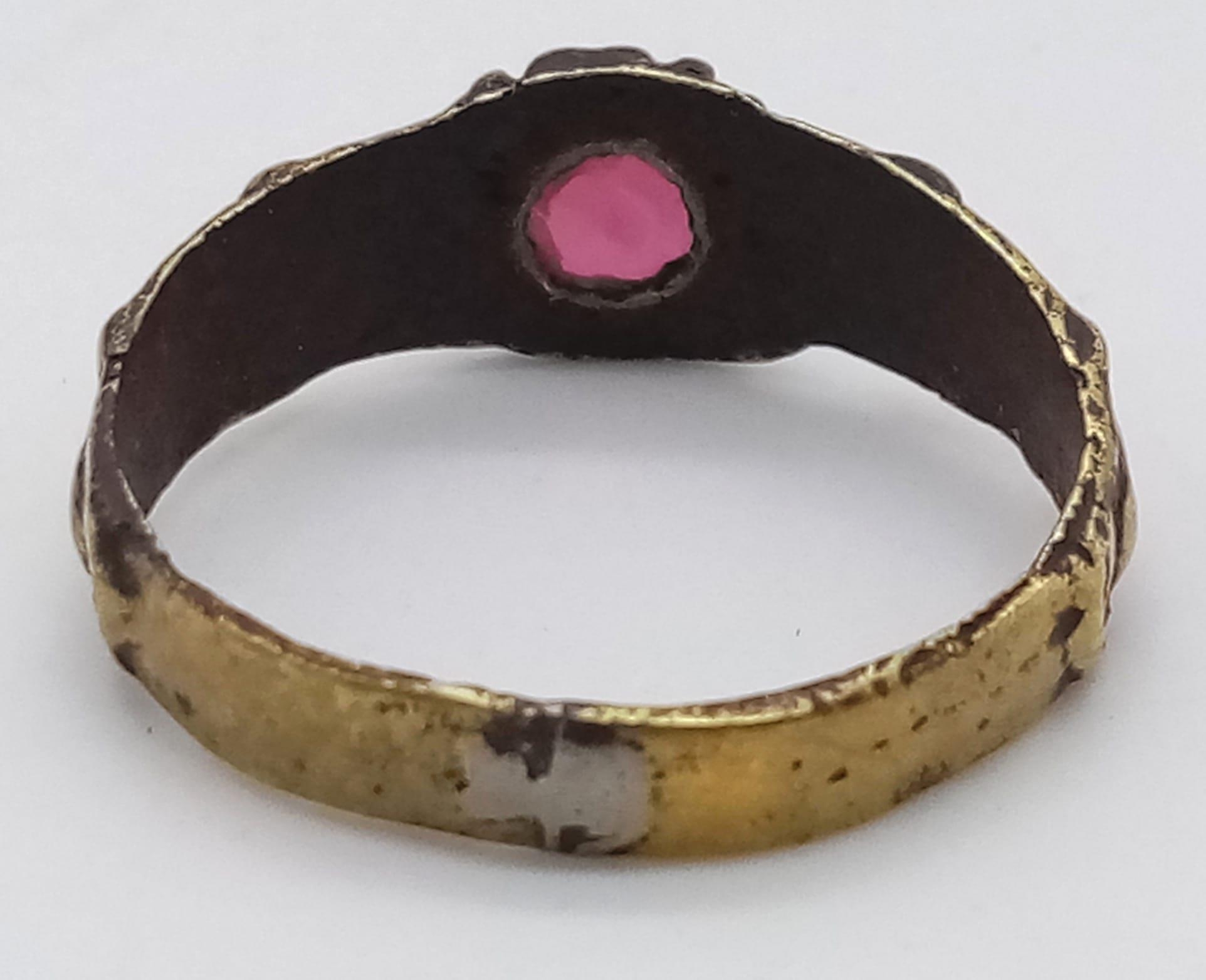 An Antique High-Grade Gold and Ruby Ring - Possibly 16th Century. Size V. 2.73g total weight. - Image 3 of 3