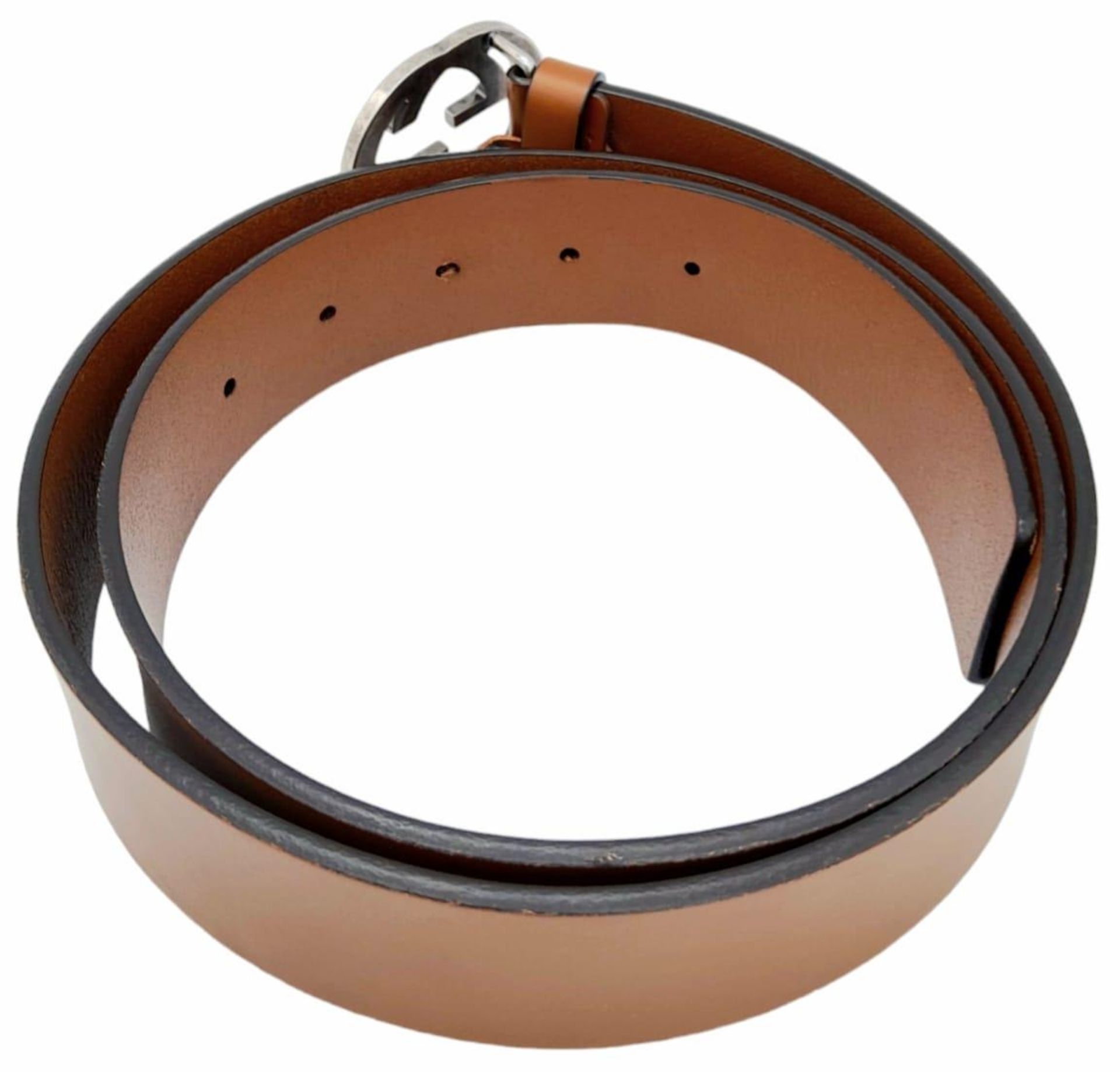A Gucci Interlocking GG Signature Leather Belt. Brown Calfskin Leather, Silver Tone Hardware. - Image 4 of 6