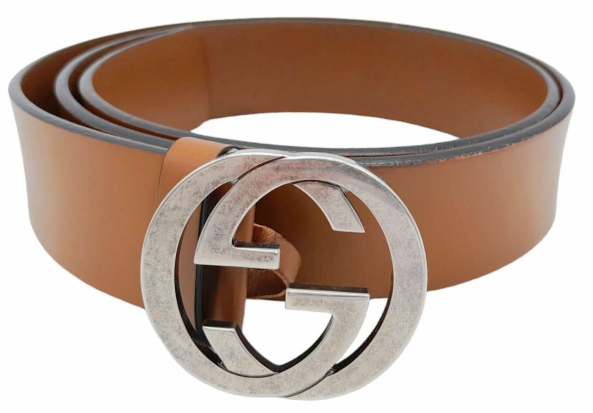 A Gucci Interlocking GG Signature Leather Belt. Brown Calfskin Leather, Silver Tone Hardware. - Image 2 of 6