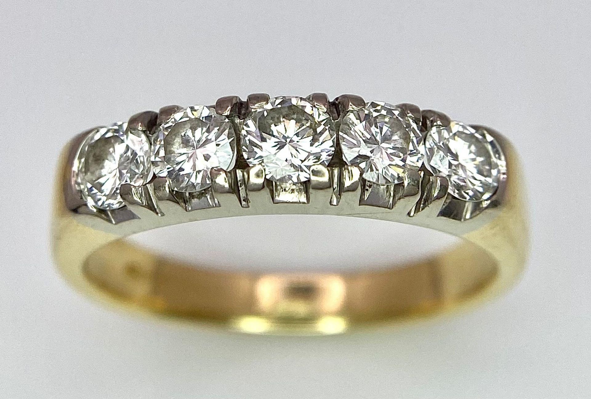 An 18K Yellow Gold Five Stone Diamond Ring. 0.85ctw of brilliant round cut diamonds. Size L. 3.6g - Bild 3 aus 8