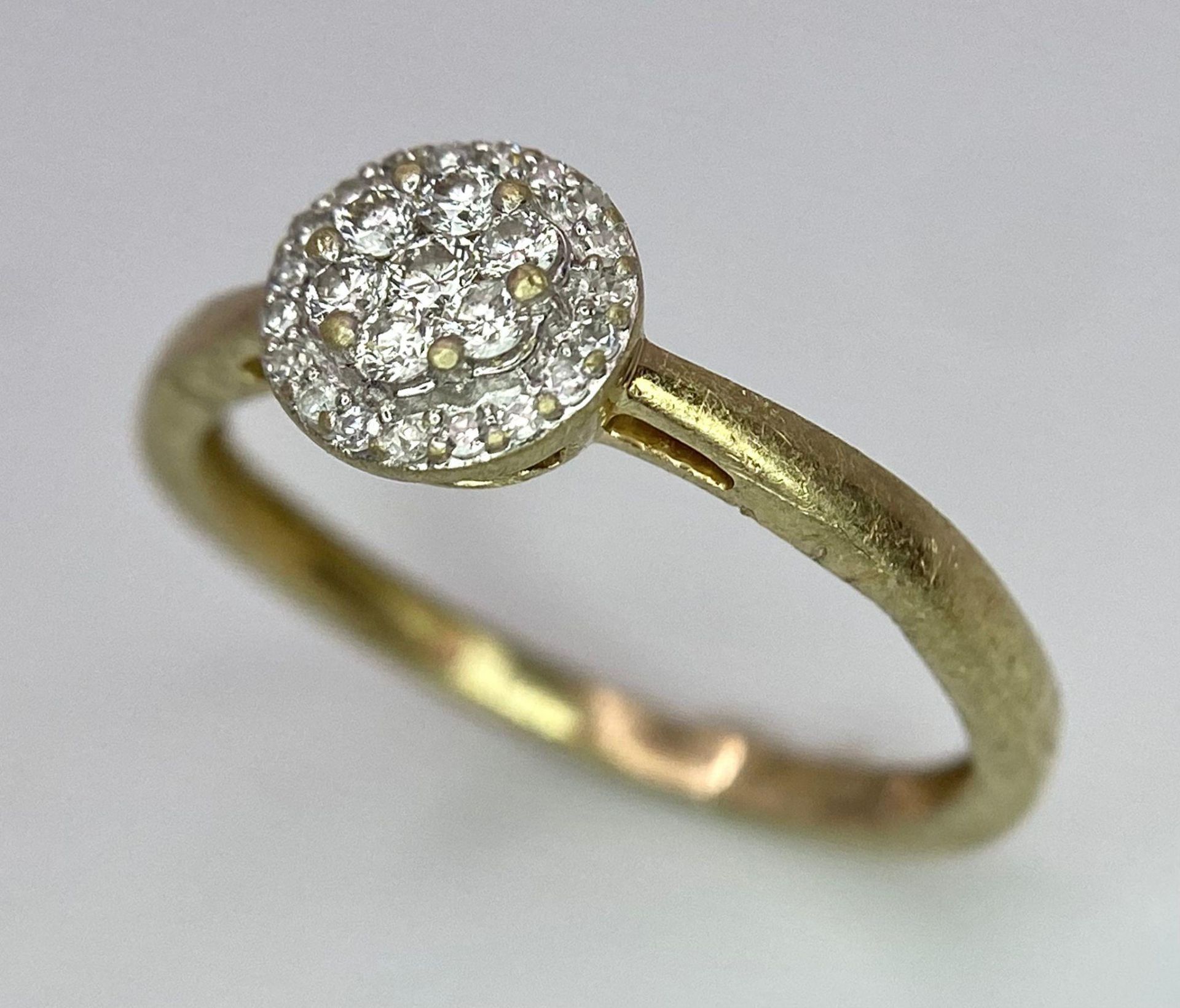 9K YELLOW GOLD DIAMOND SET RING, APPROX 0.15CT DIAMONDS, WEIGHT 1.4G SIZE K 1/2