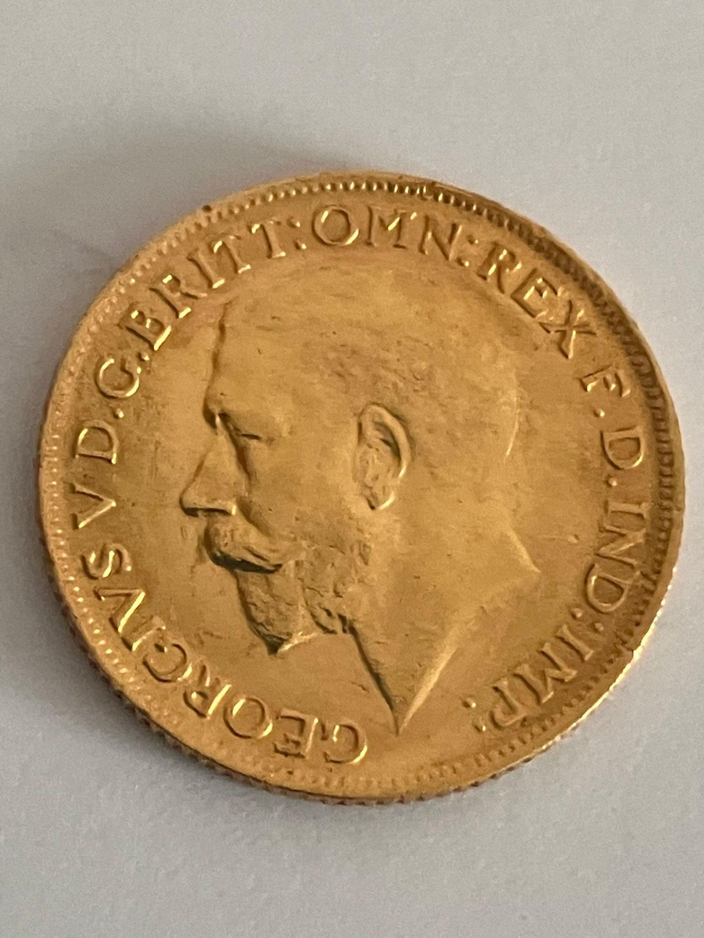1913 GOLD SOVEREIGN. Extra fine /Brilliant condition. Please see photos. - Image 2 of 2