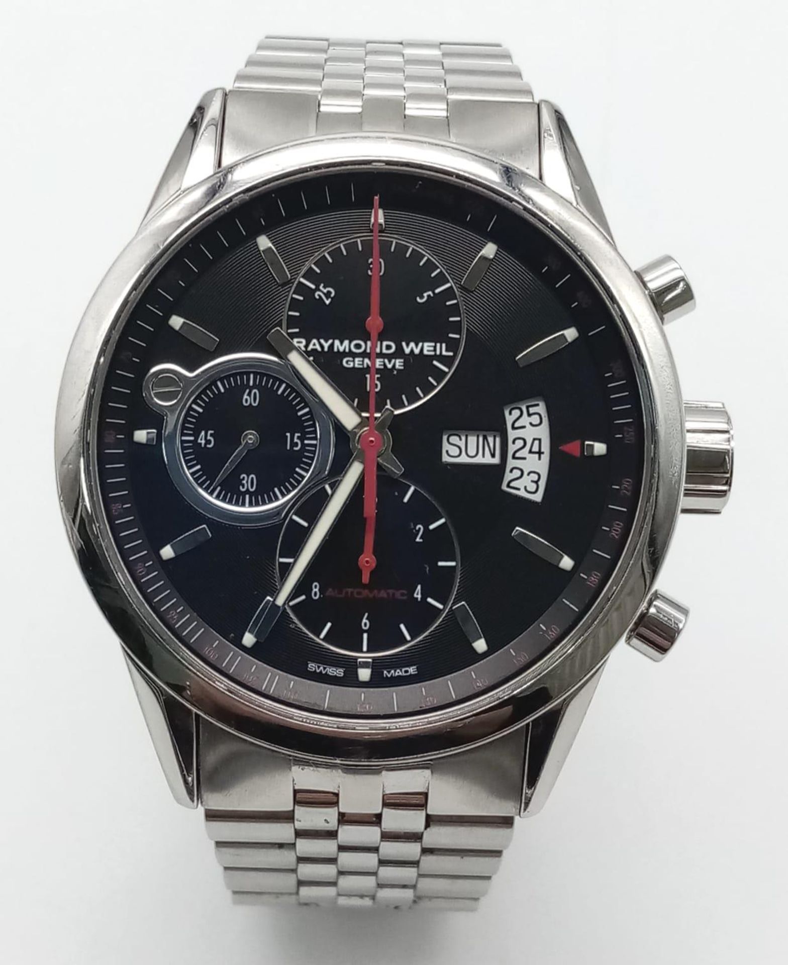 A Raymond Weil Automatic Chronograph Gents Watch. Stainless steel bracelet and case - 43mm. Black - Image 2 of 10