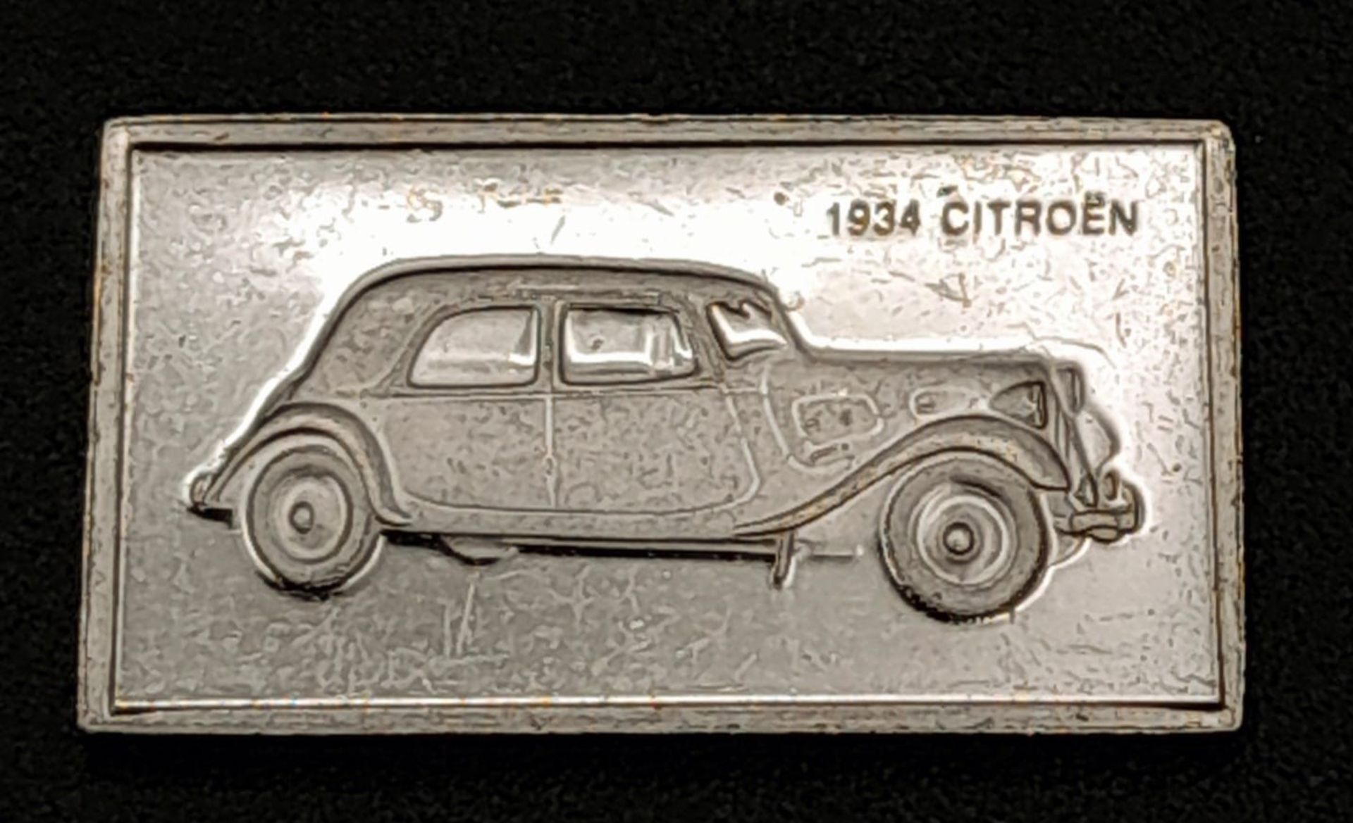 2 X STERLING SILVER AND ENAMEL FRENCH CITROEN CAR LOGO MANUFACTURER PLAQUES, WEIGHT TOTAL 24.8G, - Image 3 of 4