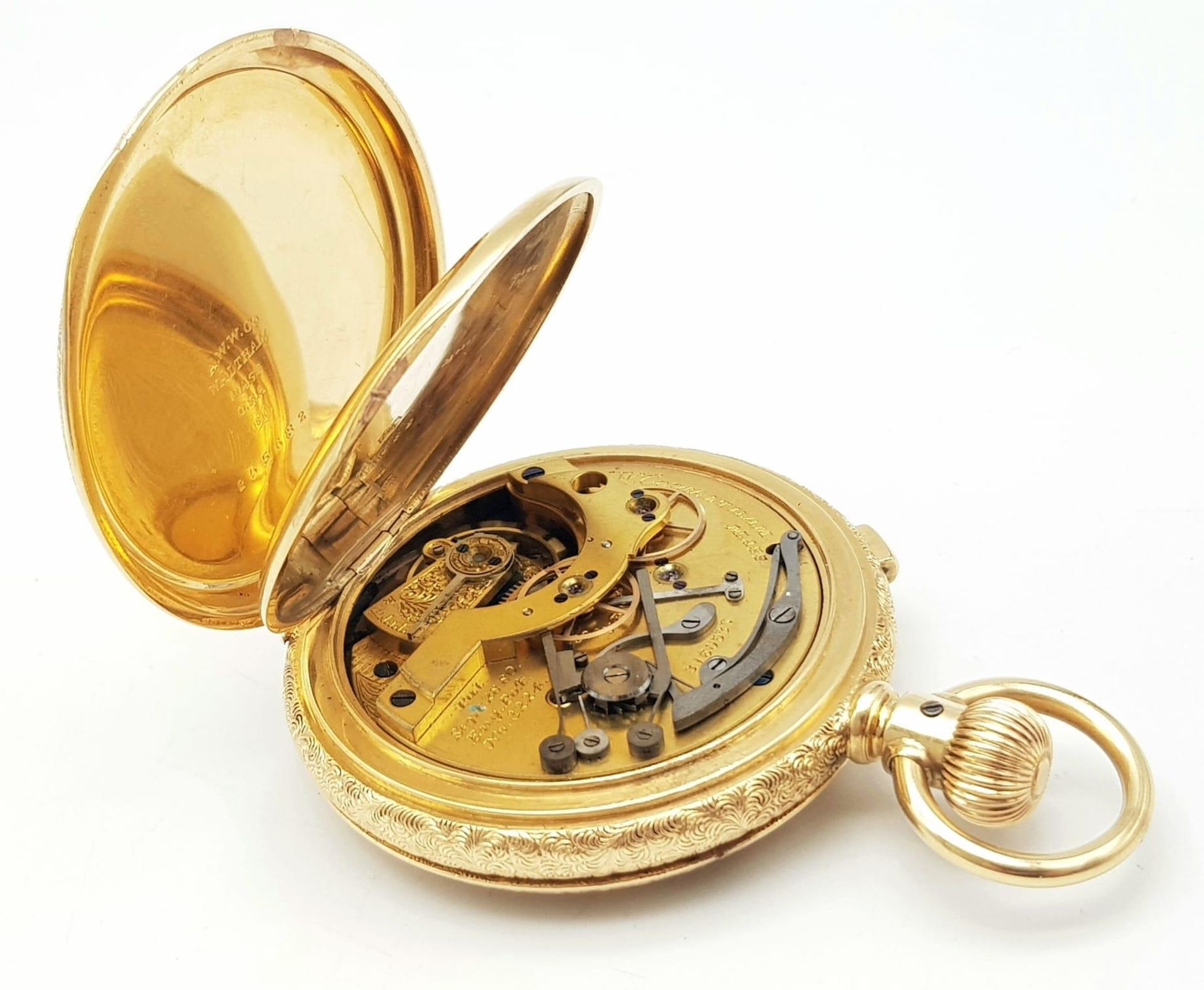 An Antique Waltham 18K Gold Full Hunter Pocket Watch. The case is ornately decorated in a floral - Bild 12 aus 13