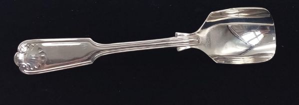 A vintage sterling silver scoop spoon. Full Sheffield hallmarks. Total weight 71.6G. Total length