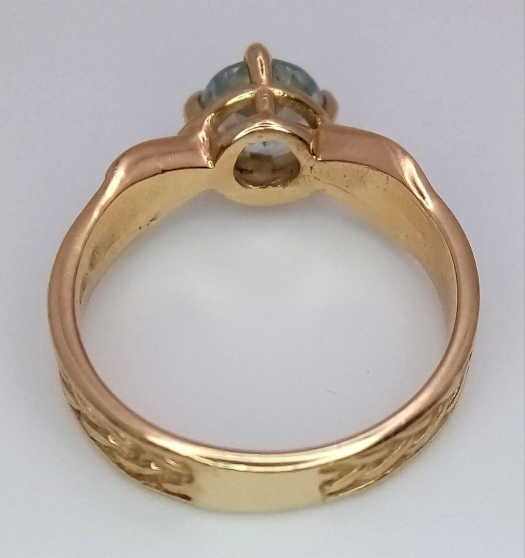 A Vintage 14K Yellow Gold Aquamarine Ring. Size K 1/2. 3.6g total weight. - Image 4 of 5