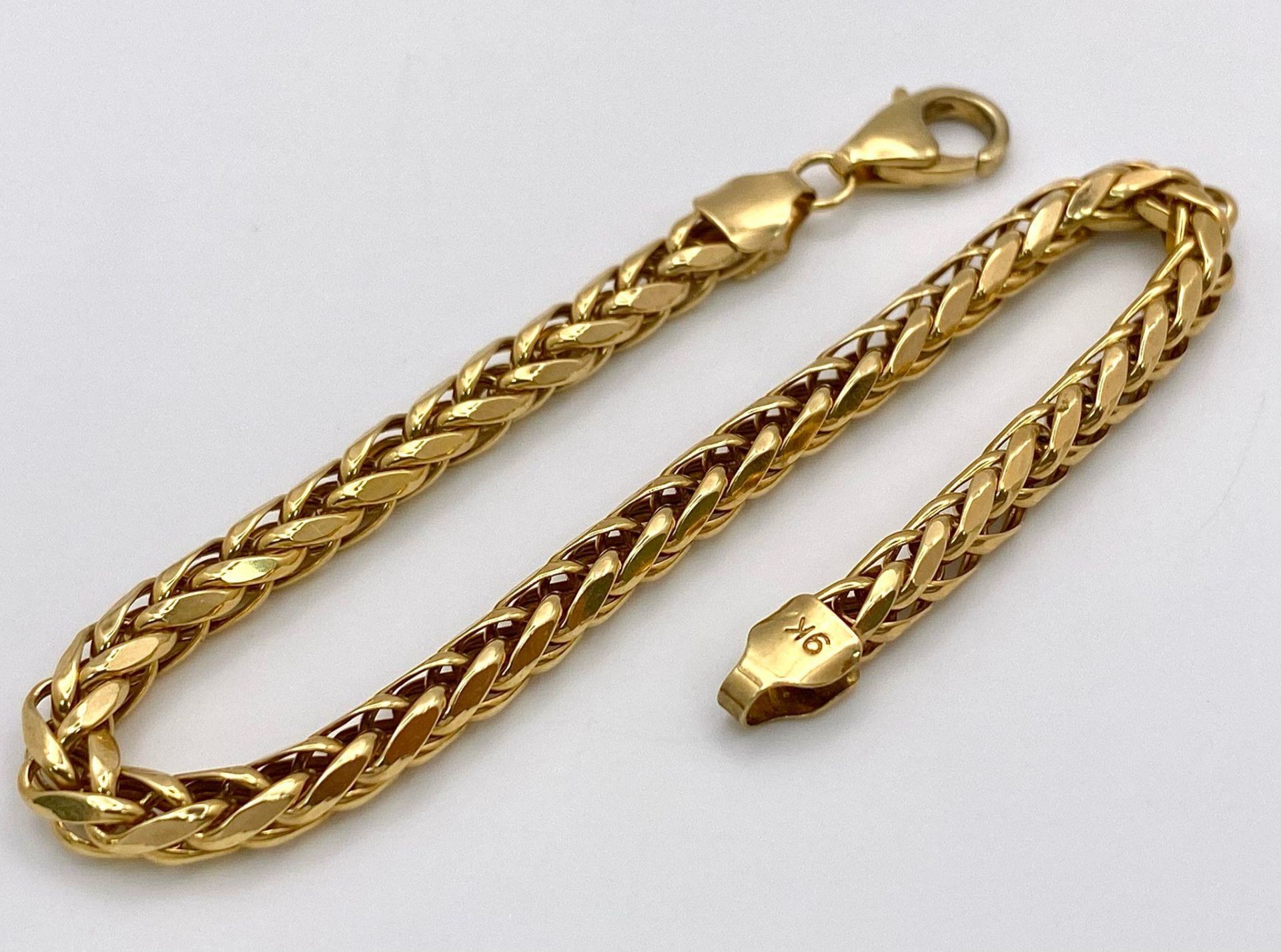 A 9K Yellow Gold Intricate Link Bracelet. 18cm. 5g weight. - Bild 2 aus 6