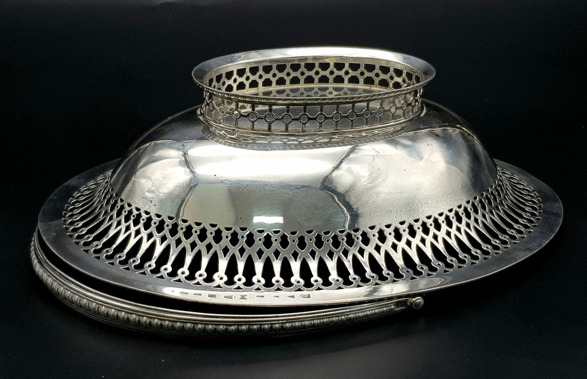 An Antique Sterling Silver Oval Swing Handled Cake/Bread Basket. Pierced geometric and beaded - Image 7 of 9
