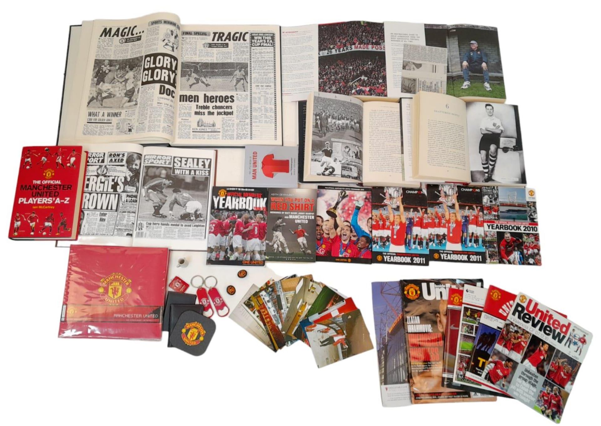 A Potpourri of Manchester United Collectibles: Books, Pictures and Programmes. Over thirty items. - Image 3 of 7