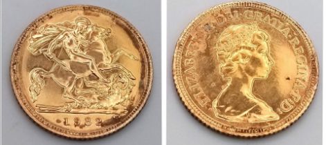 A 22K GOLD HALF SOVEREIGN DATED 1982 .