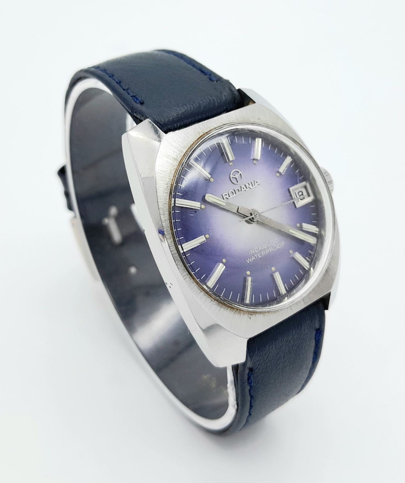 A Vintage Rodania Mechanical Gents Watch. Blue leather strap. Stainless steel case - 32mm. Purple - Bild 4 aus 8