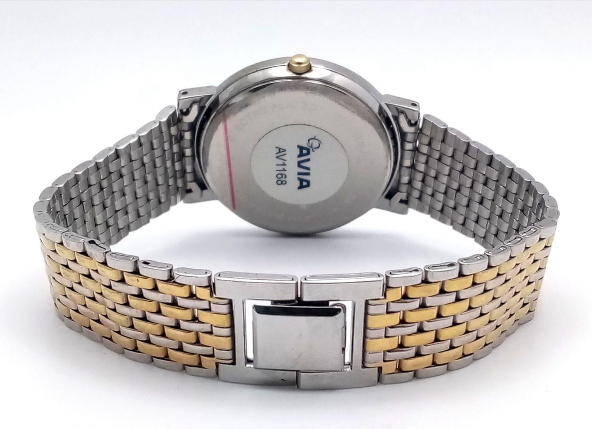 An Unworn Men’s Avia Model 1168 Quartz Bi-Metal Two Tone Watch. Full Working Order. Comes with Box - Bild 5 aus 7