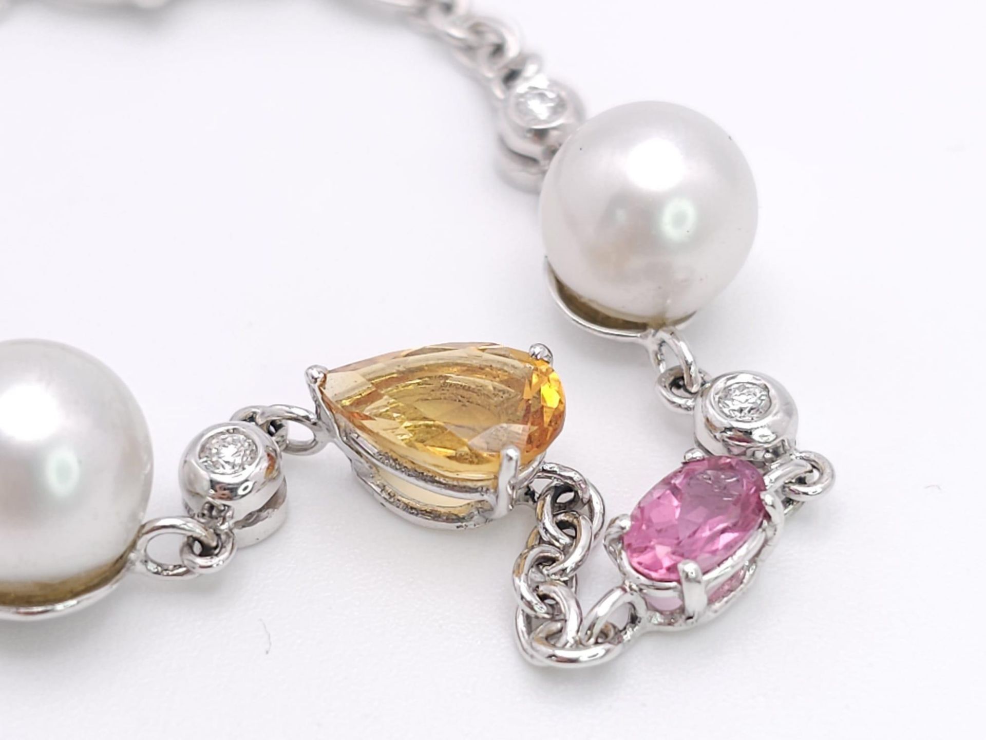 An 18 K white gold chain bracelet with a variety of gemstones (peridot, amethyst, citrine, etc) - Image 3 of 6
